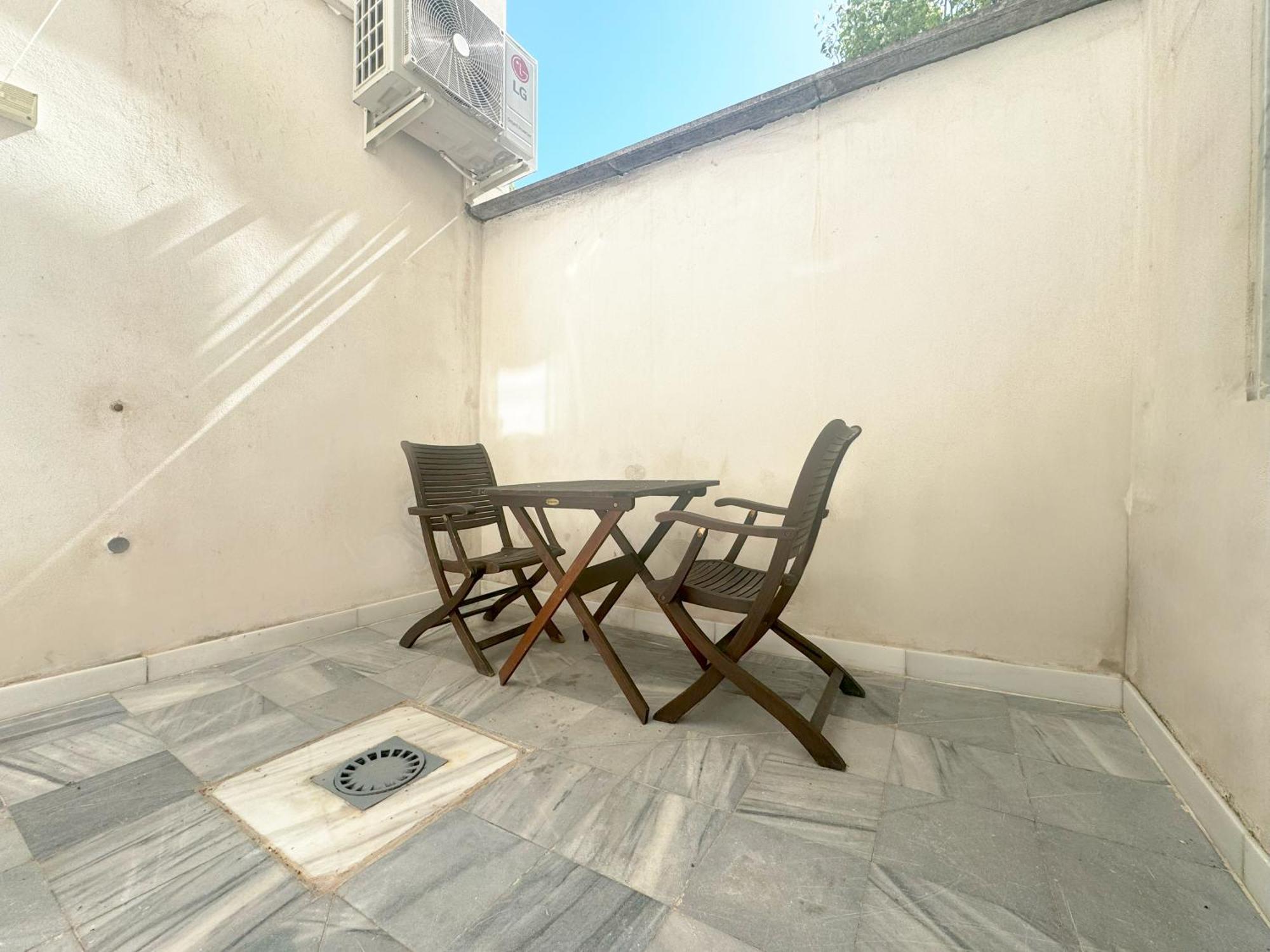 Apartamento Luminoso, Muy Amplio, Buena Zona