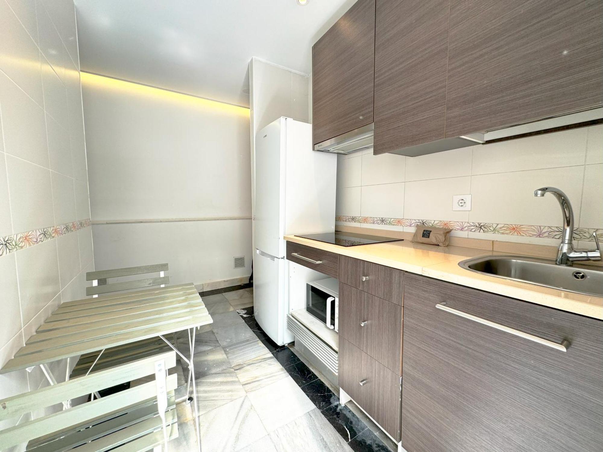 Luminoso, Muy Amplio, Buena Zona Apartamento Madri
