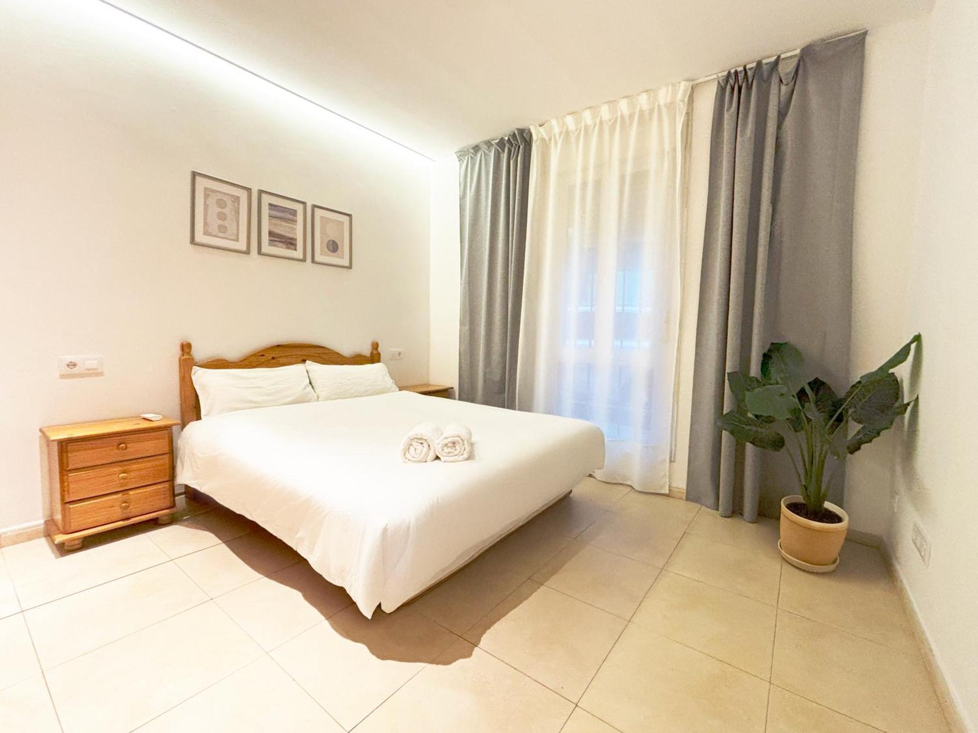 Luminoso, Muy Amplio, Buena Zona Apartamento *