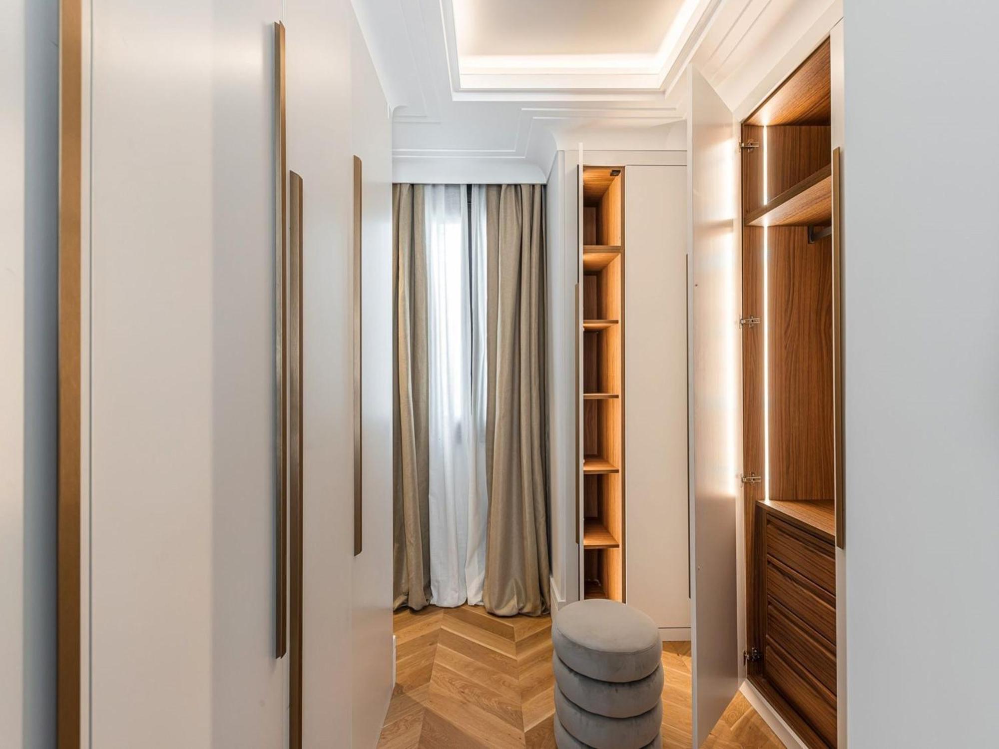 Royal Crest Deluxe Holiday home