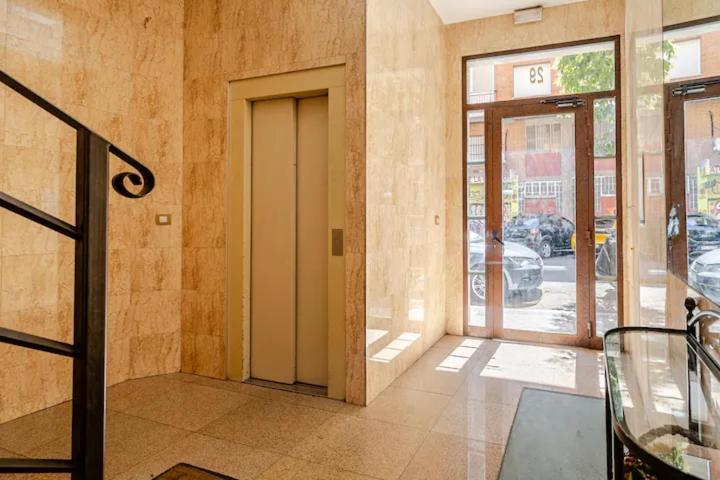 Luminoso, Pleno Appartamento Madrid