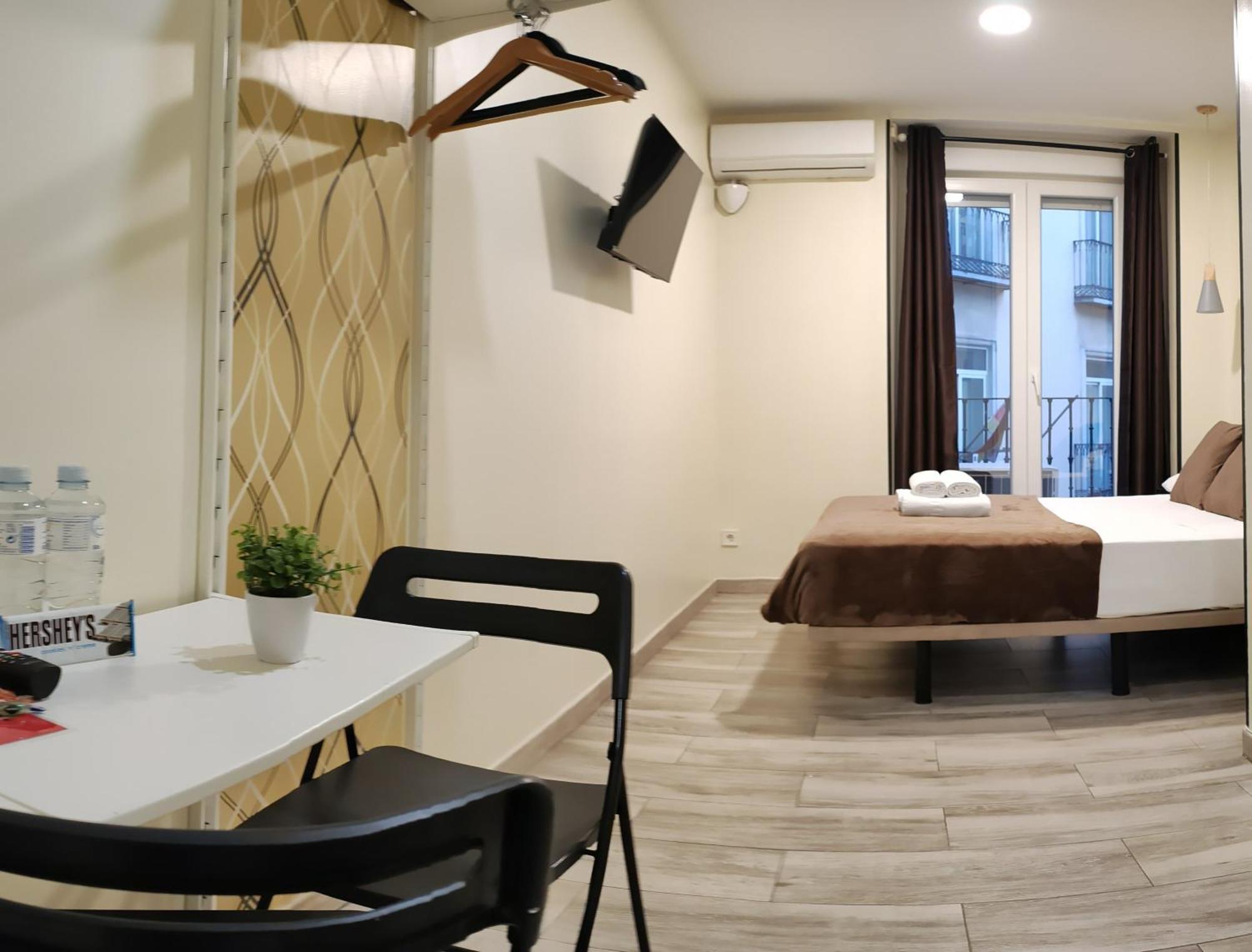 Guest house Ch Cruz Madrid