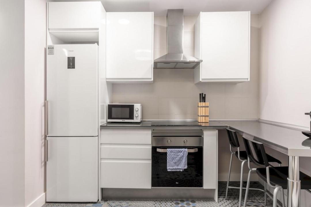 Appartement 2 Bedrooms 1 Bathroom Furnished - Letras - Bright - Mintystay Madrid