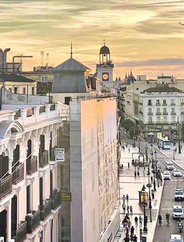 Apartment Piso Atico Con Terraza Y Jacuzzi Con Vistas A Sol En Centro Madrid