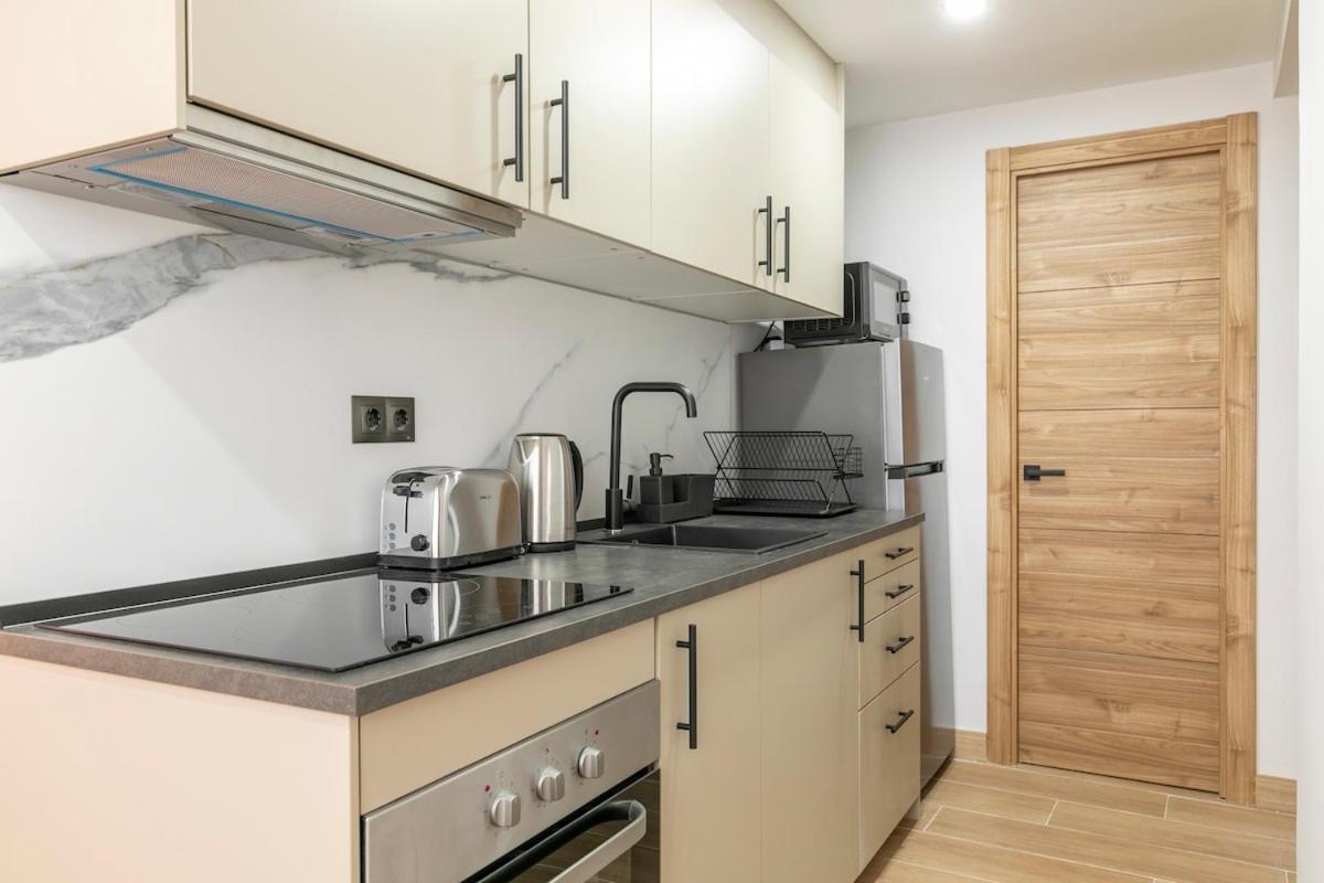 Apartamento New And Spacious Loft Area Numancia Madrid