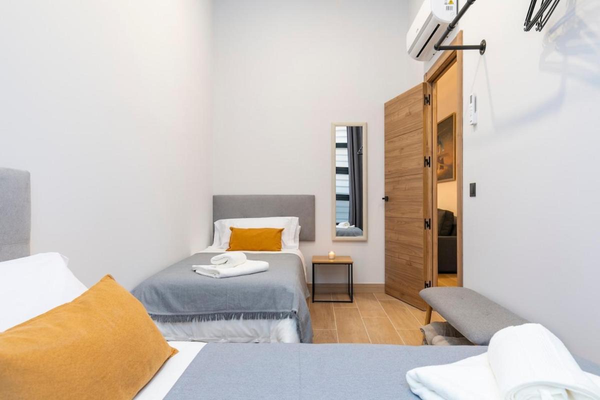 Apartamento New And Spacious Loft Area Numancia Madrid
