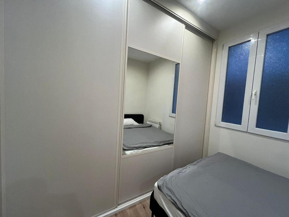Aura Salamanca 2 Bedroom Flat With Balcony * Madrid