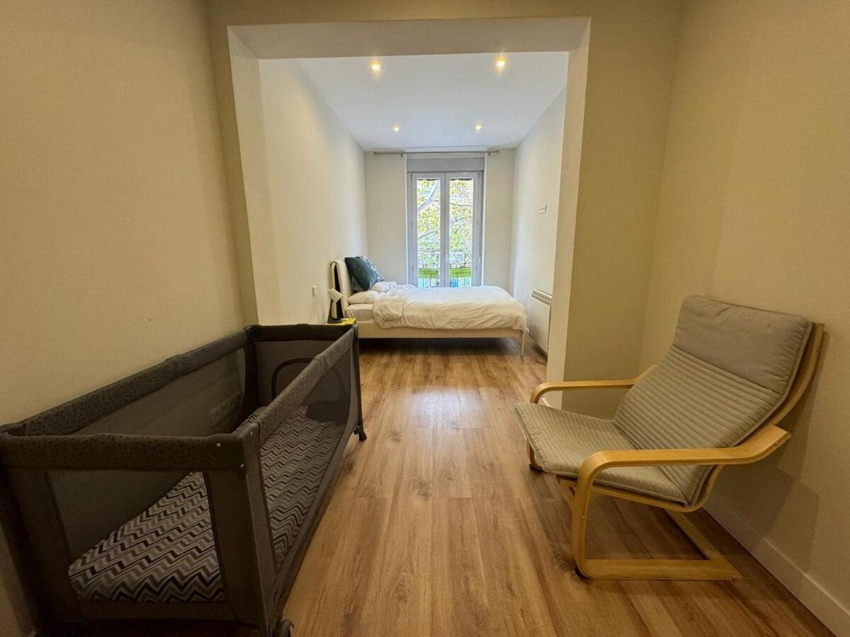 Aura Salamanca 2 Bedroom Flat With Balcony Apartamento
