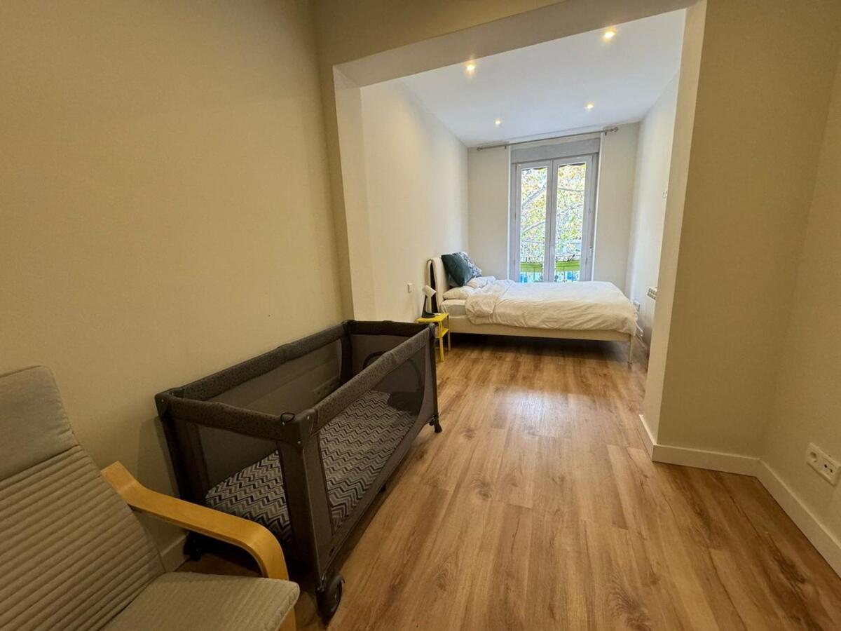 Aura Salamanca 2 Bedroom Flat With Balcony Apartamento *