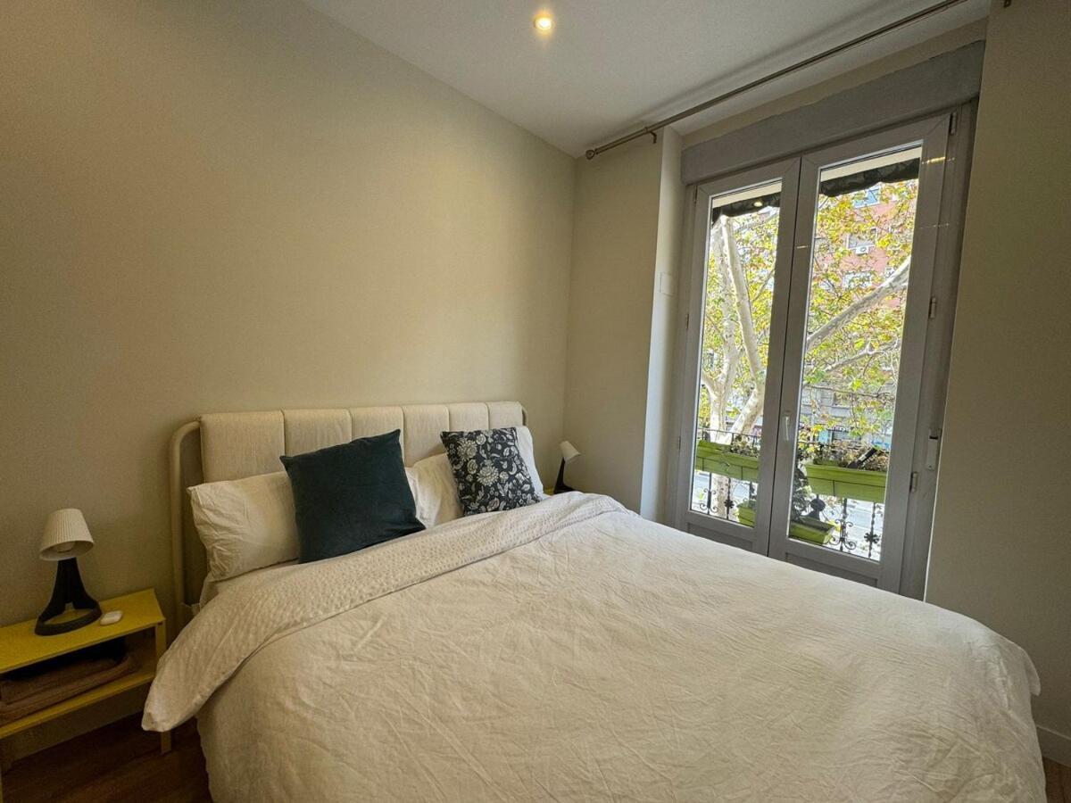 Aura Salamanca 2 Bedroom Flat With Balcony