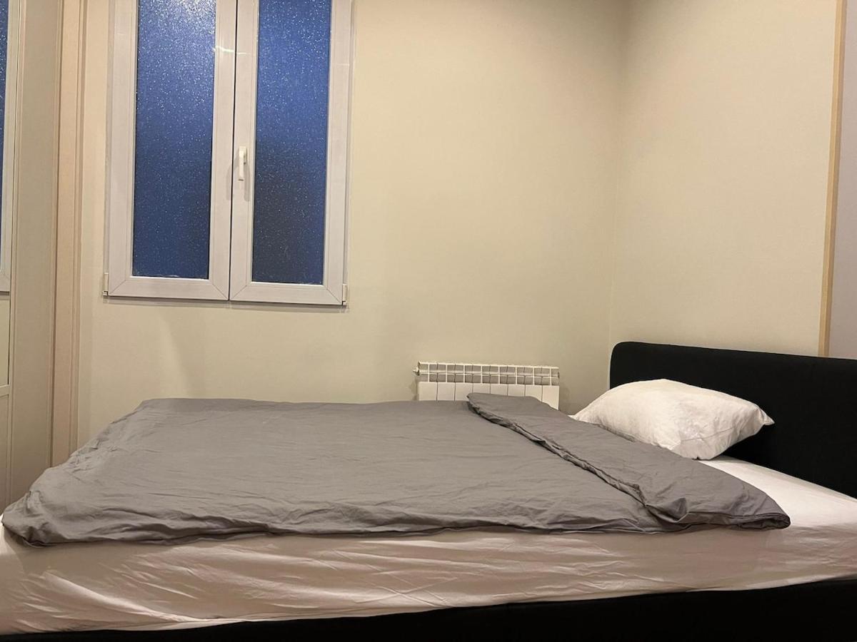 Aura Salamanca 2 Bedroom Flat With Balcony Appartement