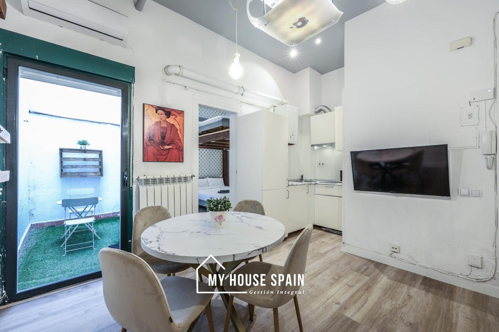 Myhousespain - Great 6 Pax Center Apartment *