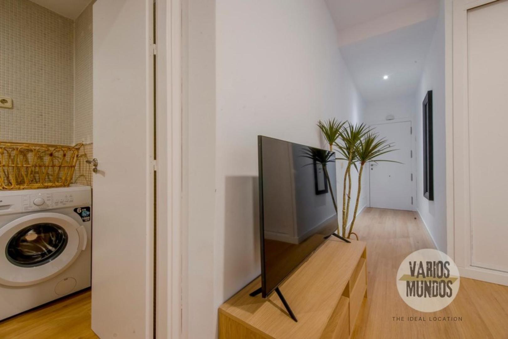 Aventura 3 En Sol, Ven A Concepcion Jeronima Appartamento Madrid