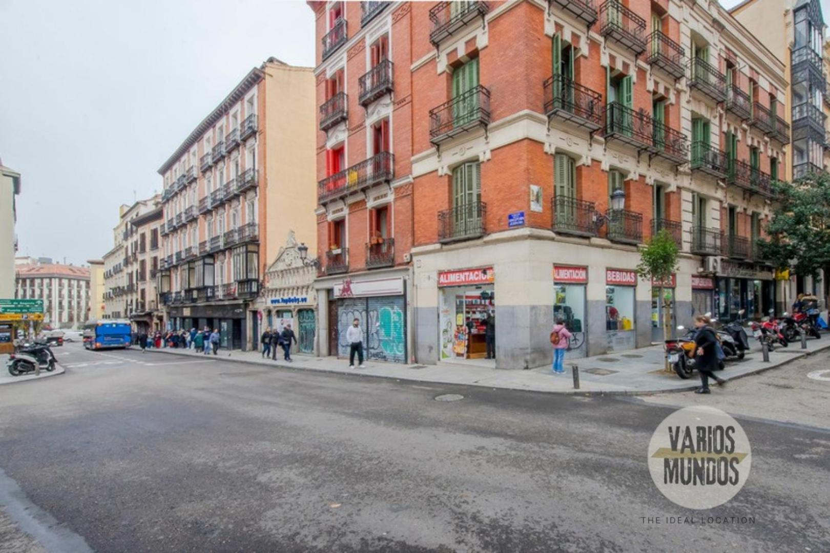 Aventura 3 En Sol, Ven A Concepcion Jeronima Appartamento Madrid