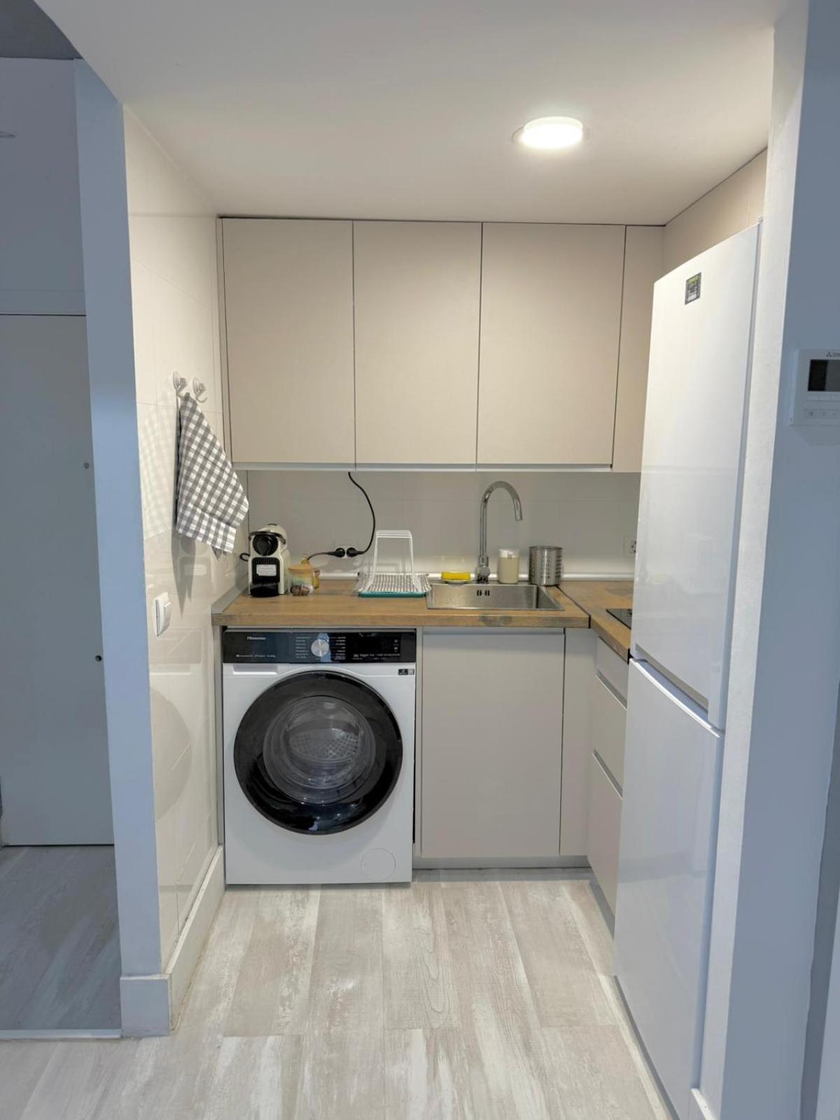 Piso Atico Con Terraza Y Jacuzzi Con Vistas A Sol En Centro * Madrid