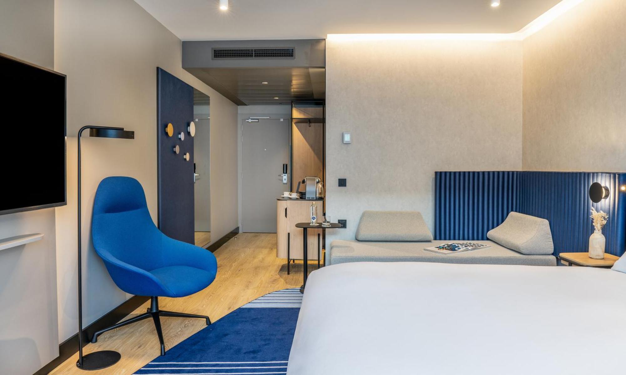 Pullman Airport & Feria Hotel