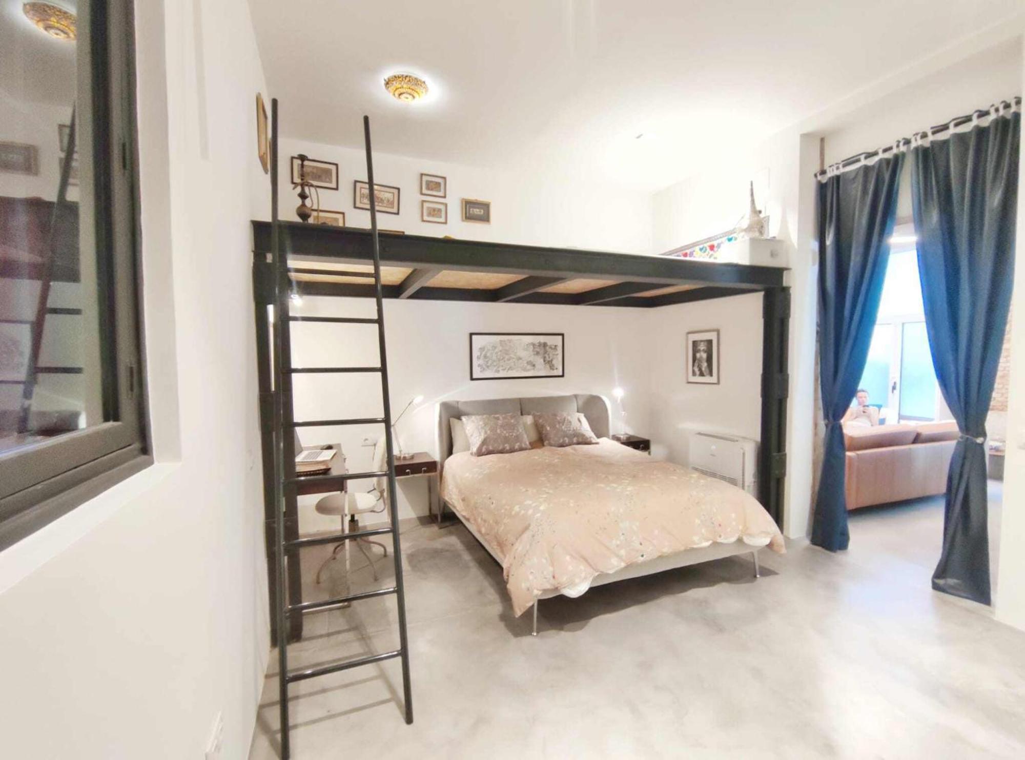 Sunlit Loft Apartamento *