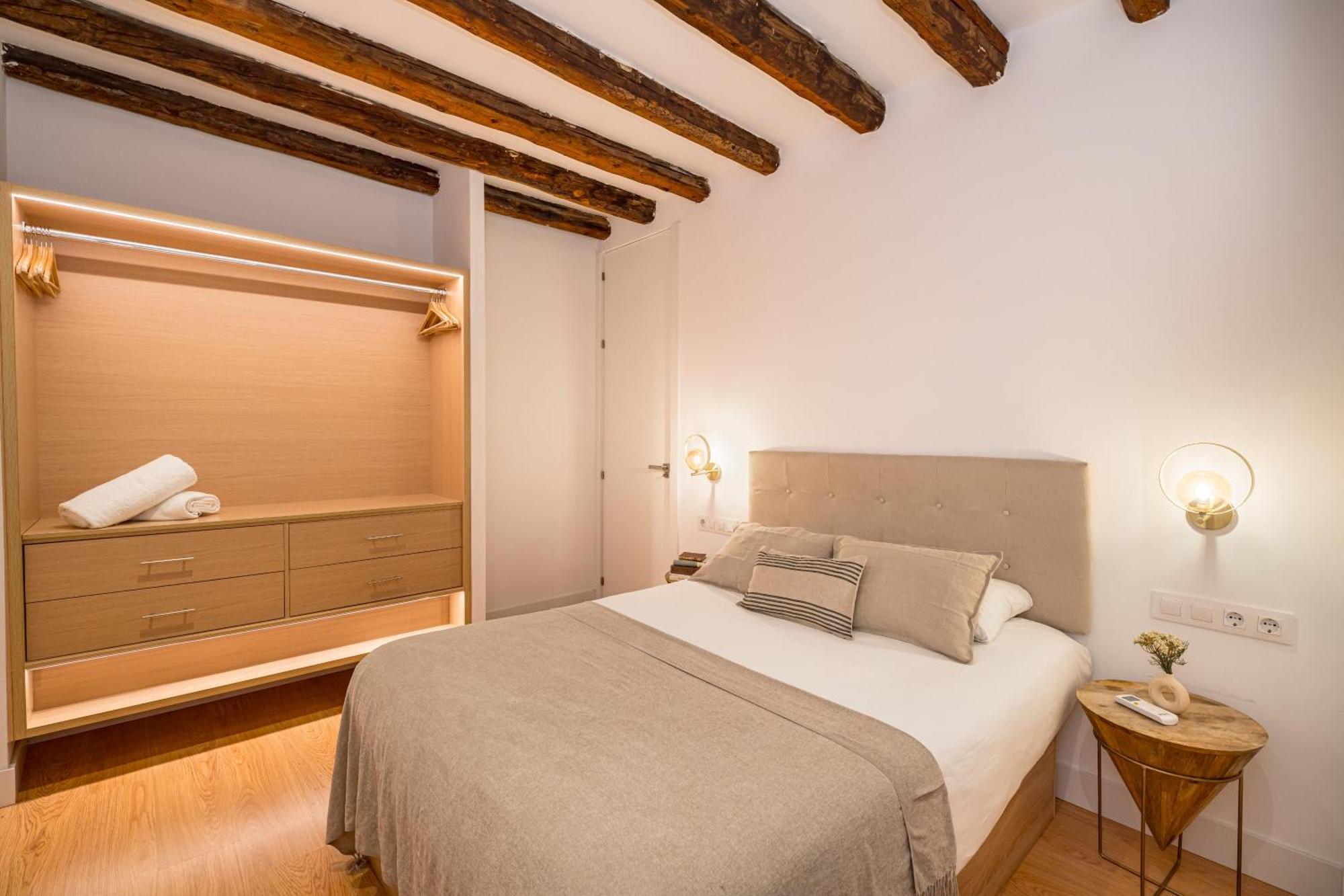 Apartamento Chueca Ii Calle Barco 2br 2bh