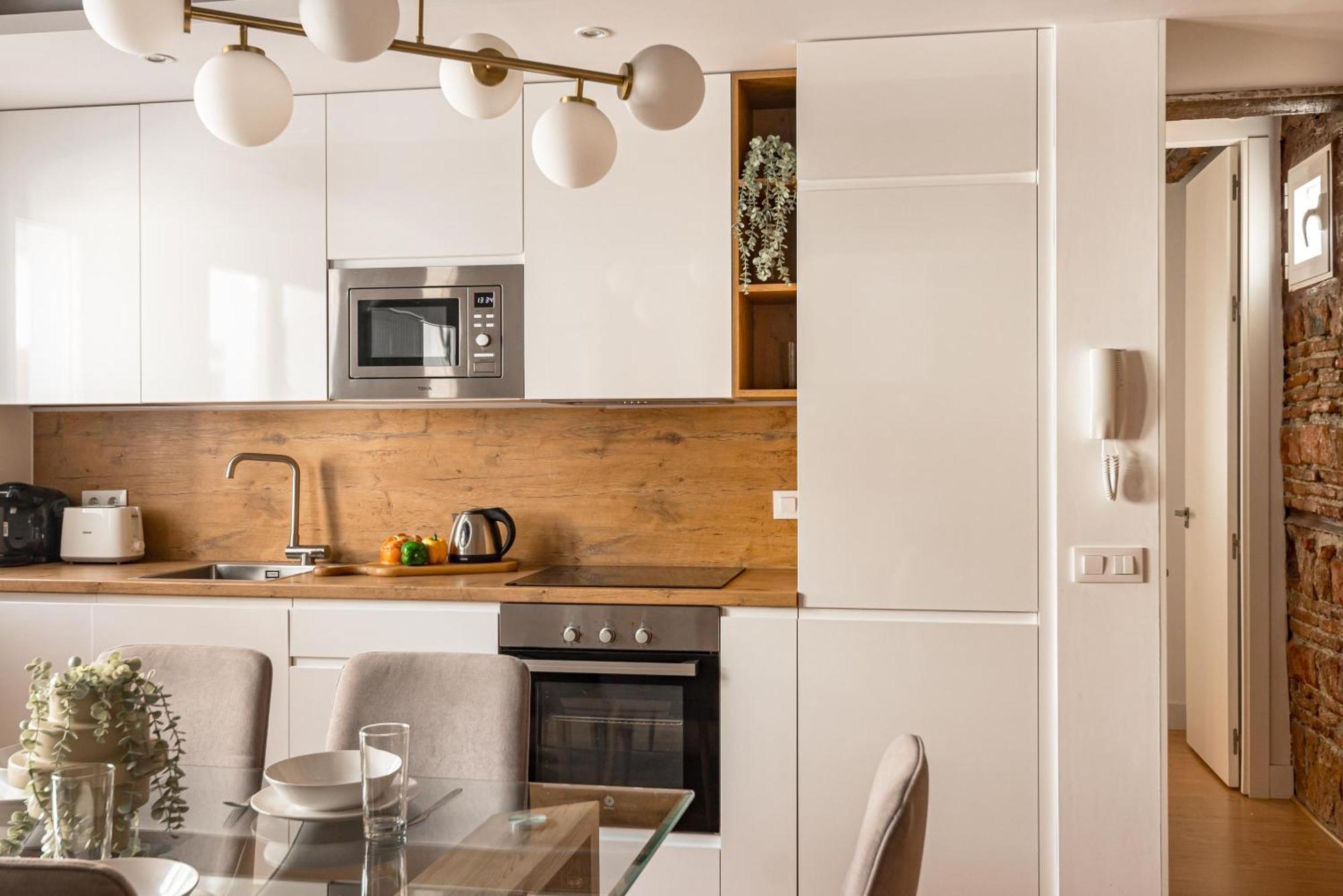 Chueca Ii Calle Barco 2br 2bh * Madri