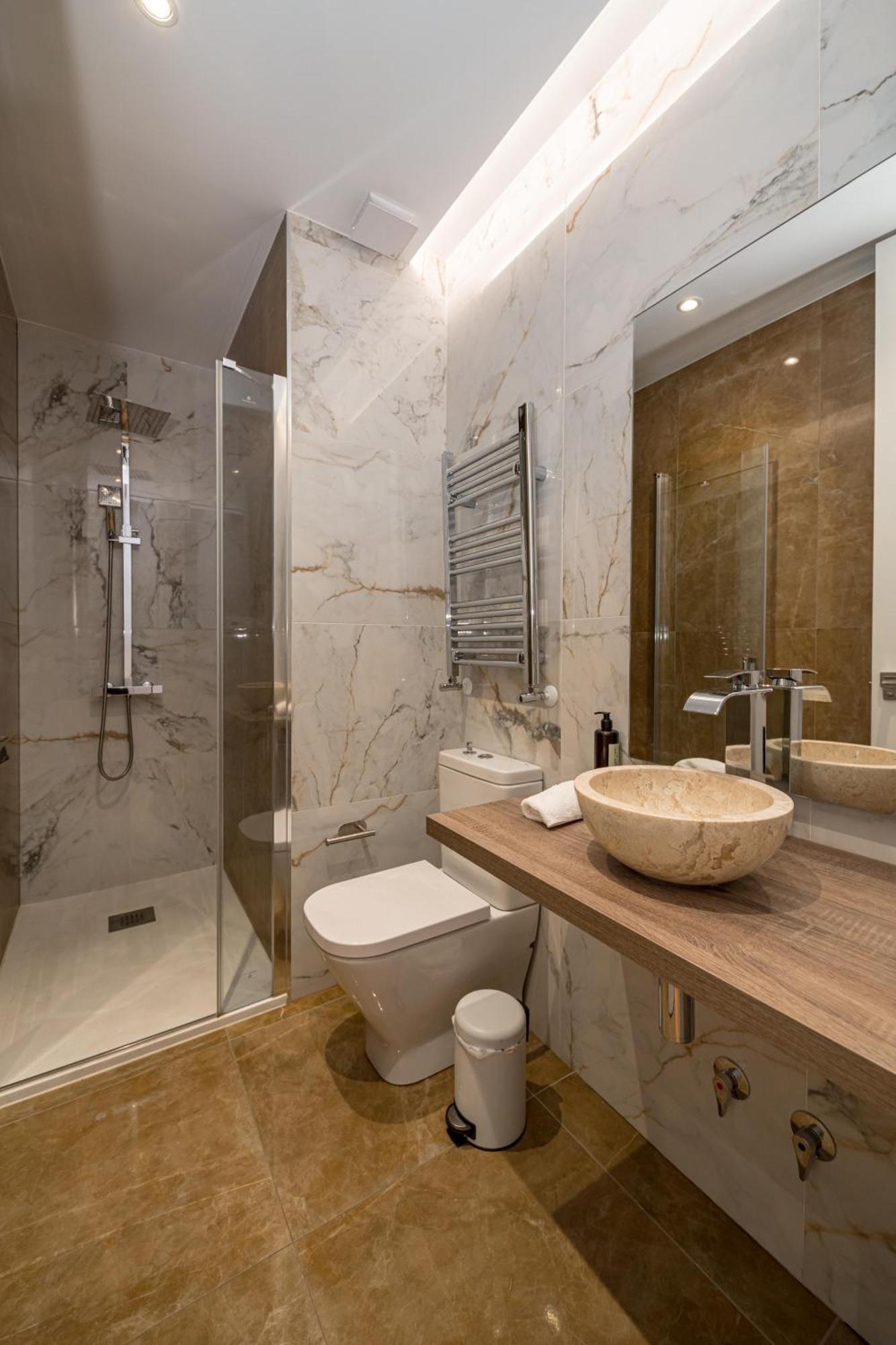 Apartamento Chueca Ii Calle Barco 2br 2bh