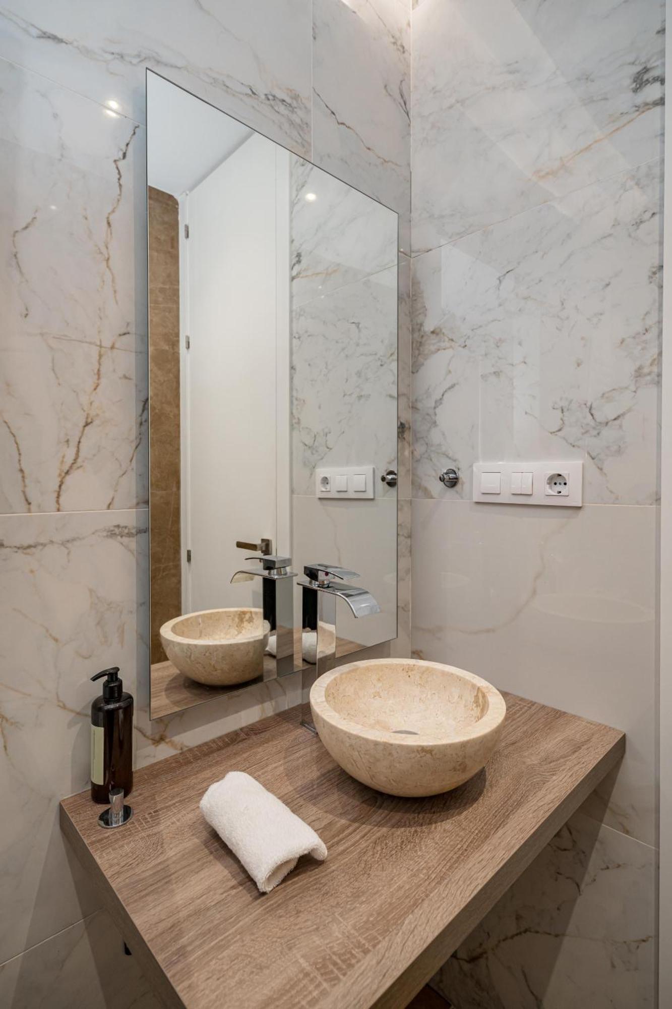 Chueca Ii Calle Barco 2br 2bh Apartamento *