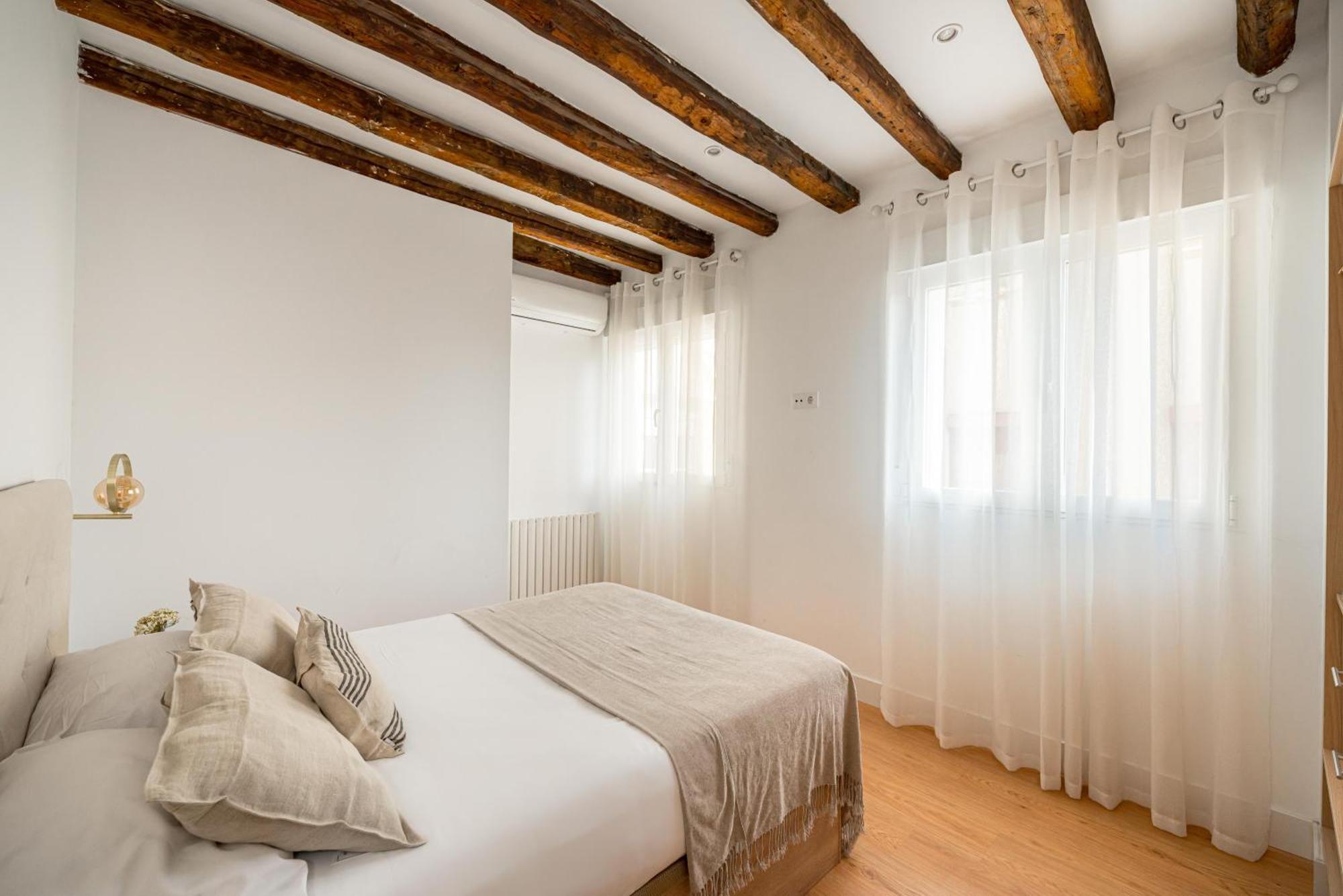 Apartamento Chueca Ii Calle Barco 2br 2bh Madri