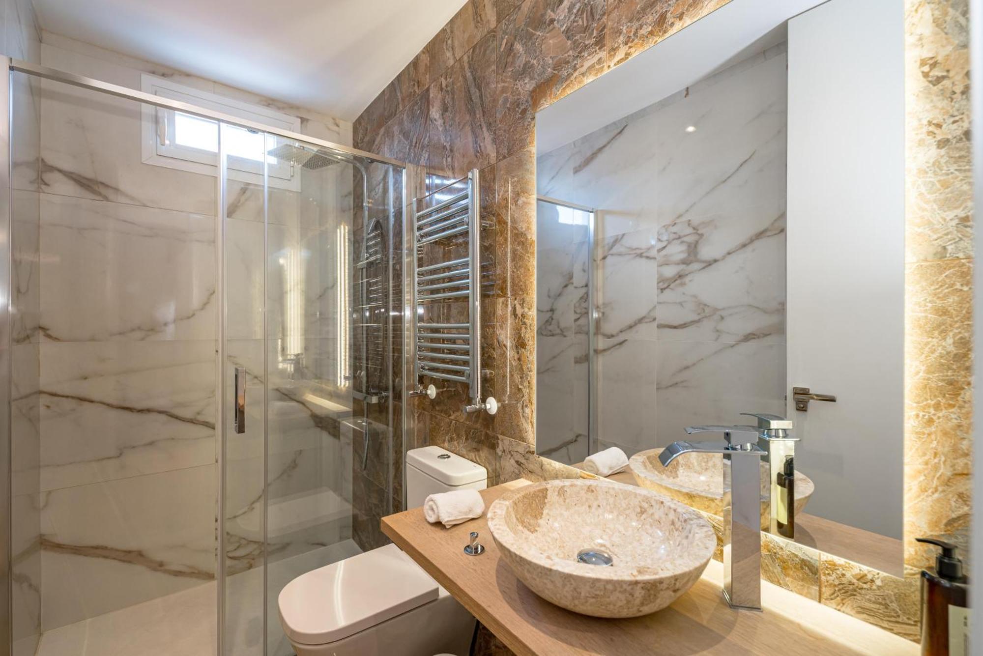 Chueca Ii Calle Barco 2br 2bh Madri