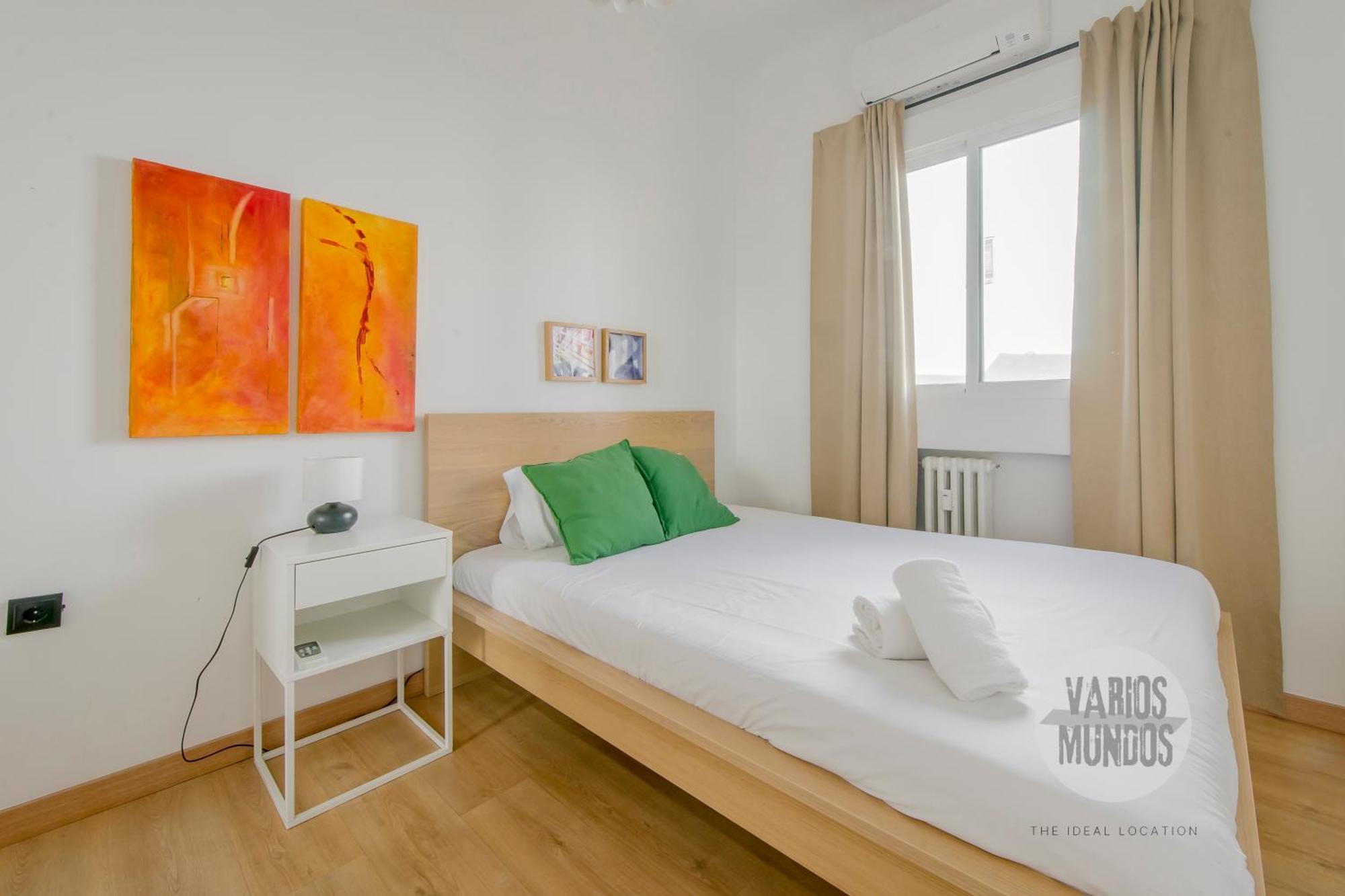 Apartamento Vive El Lujo 7, En Santa Ana 6 Madrid