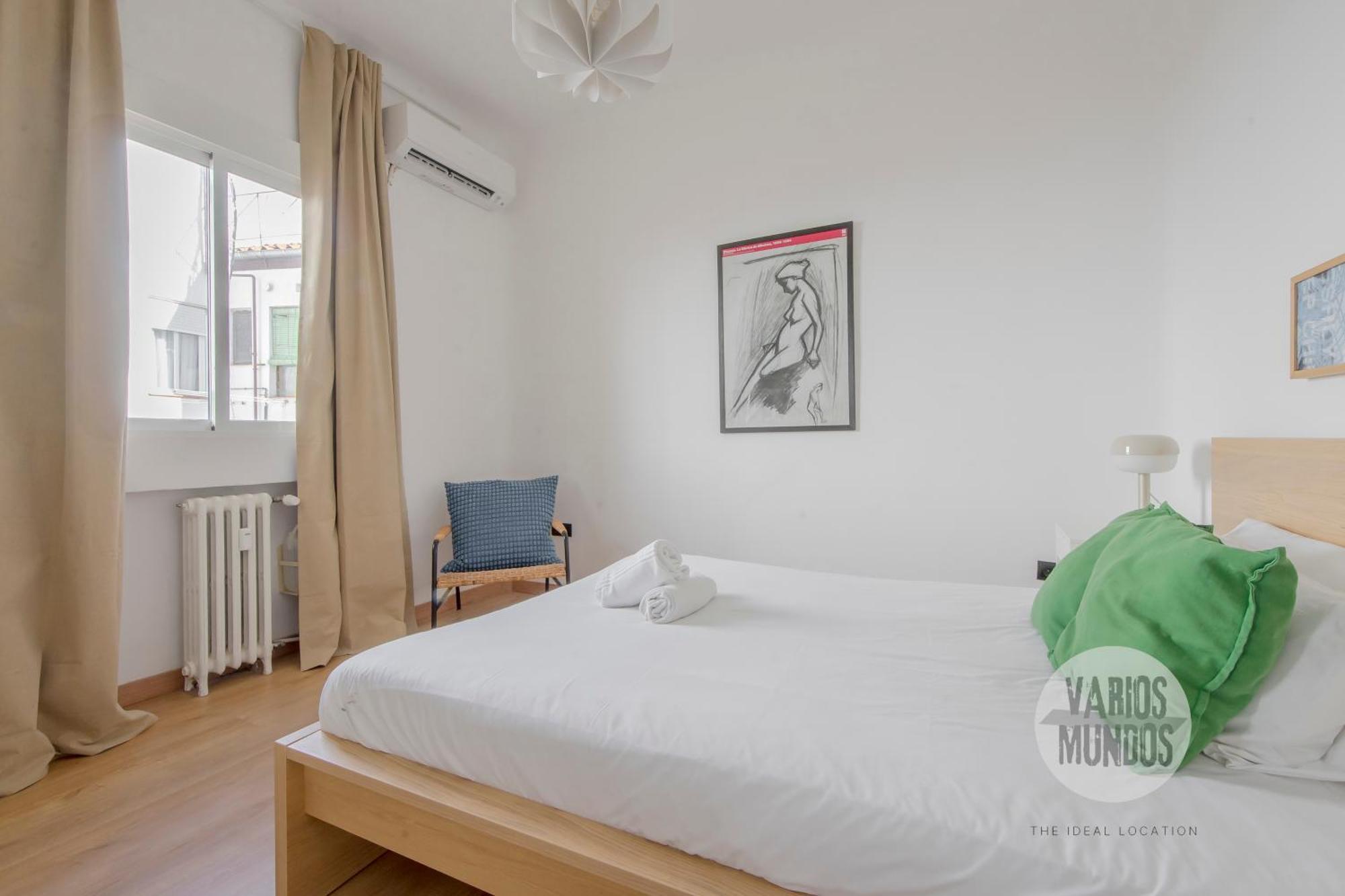 Vive El Lujo 7, En Santa Ana 6 * Madrid