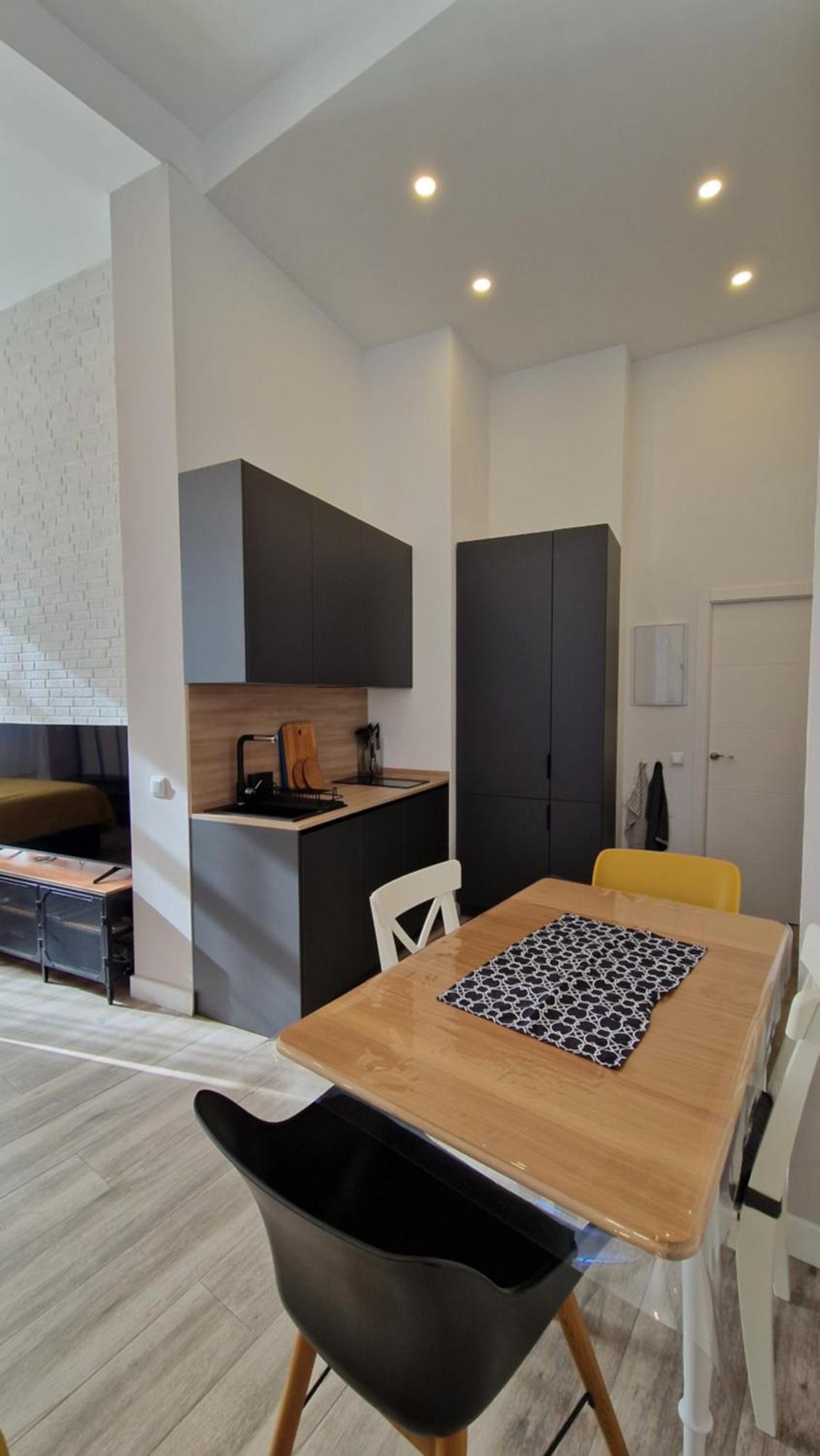 Estudio Centrico Zona Palacio Madrid