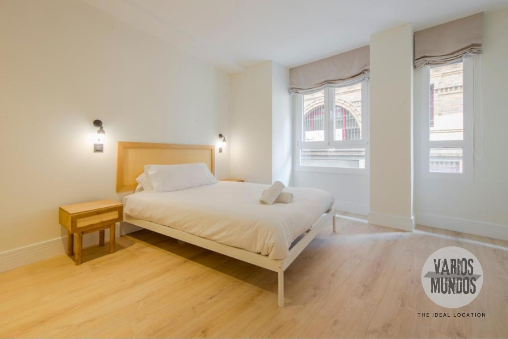 Malasana Moderna 6, Descubre San Bernardo 20 E3 *
