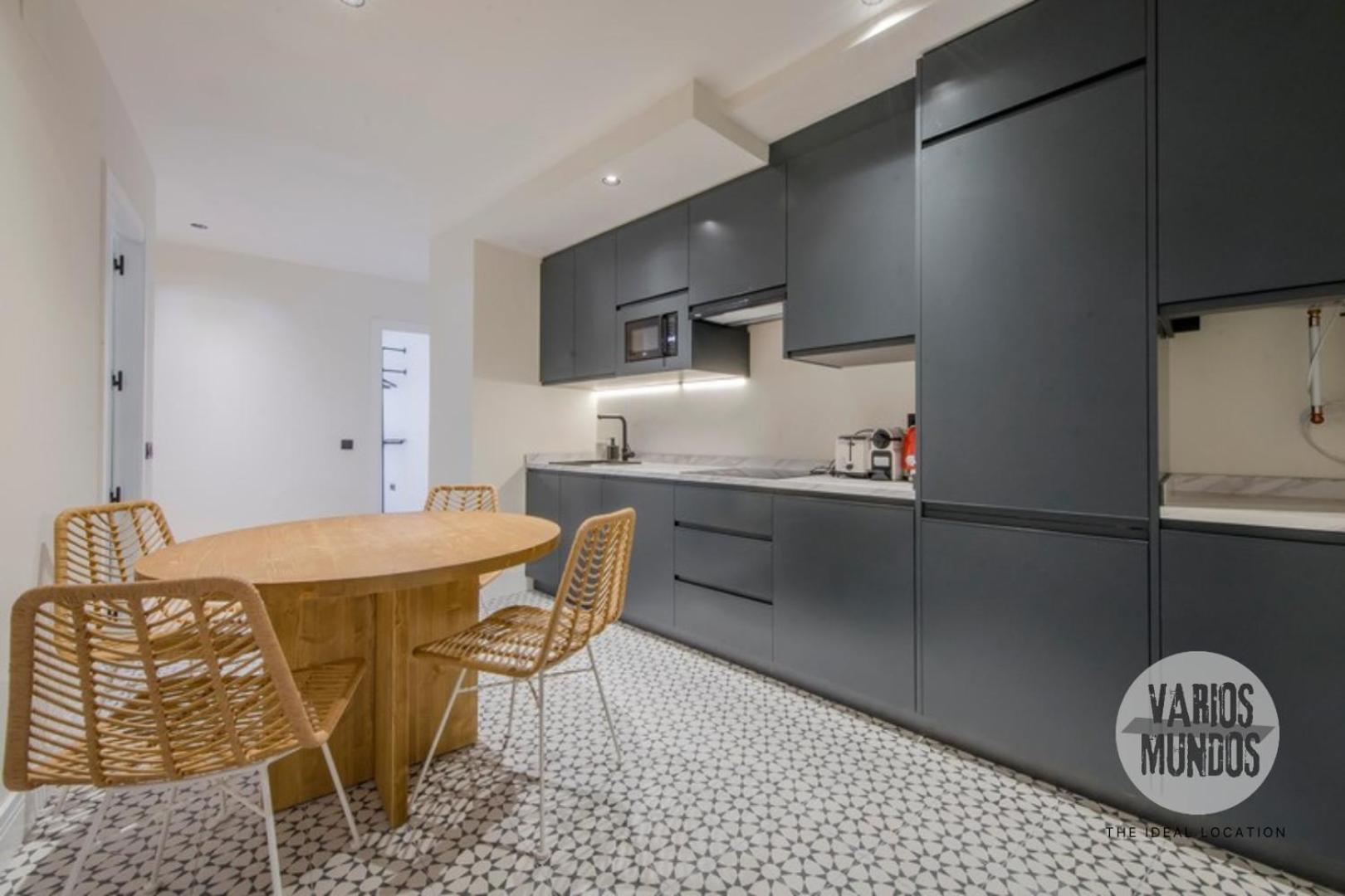 Malasana Moderna 6, Descubre San Bernardo 20 E3 * Madrid