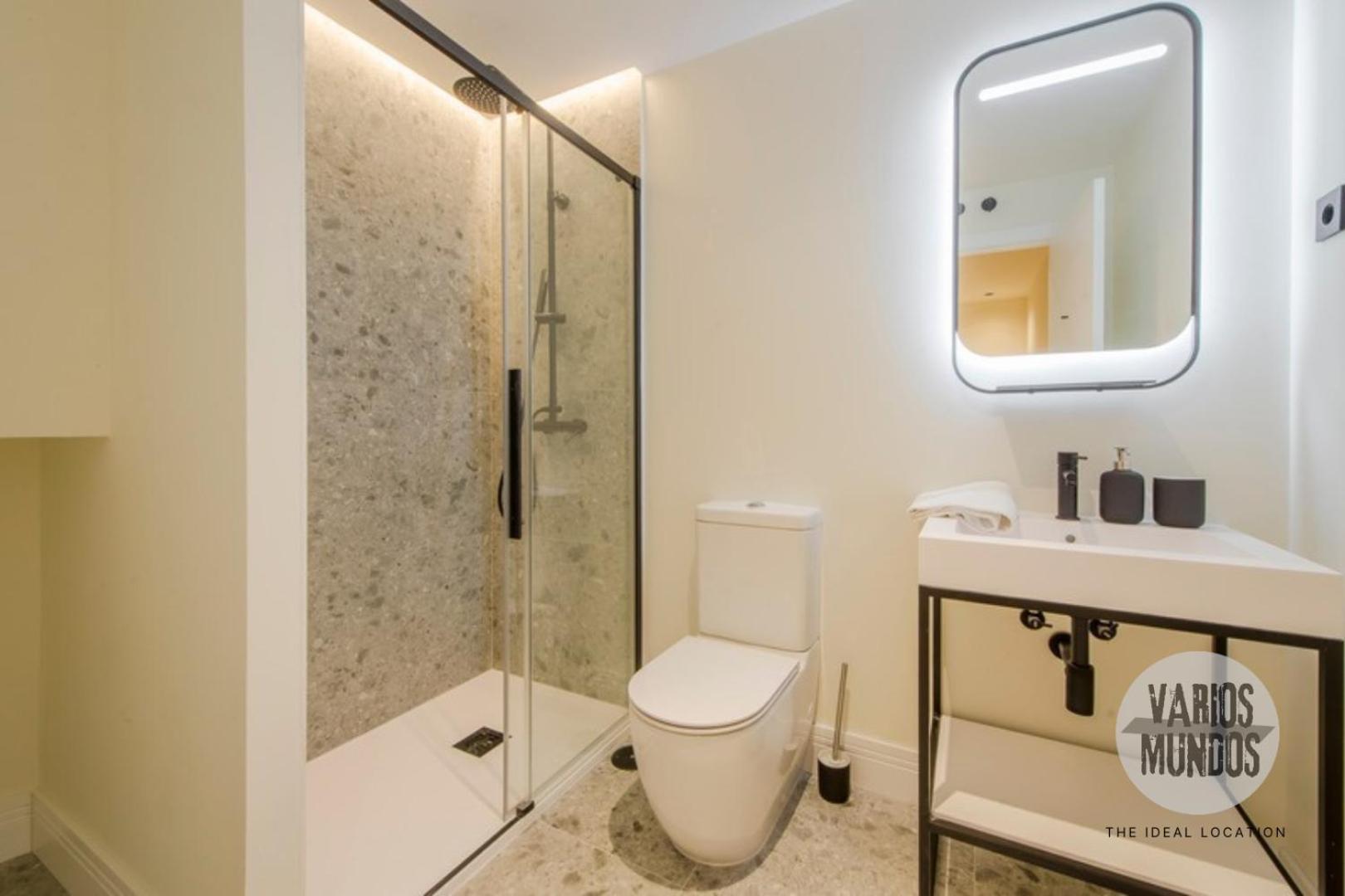 Malasana Moderna 6, Descubre San Bernardo 20 E3 * Madrid