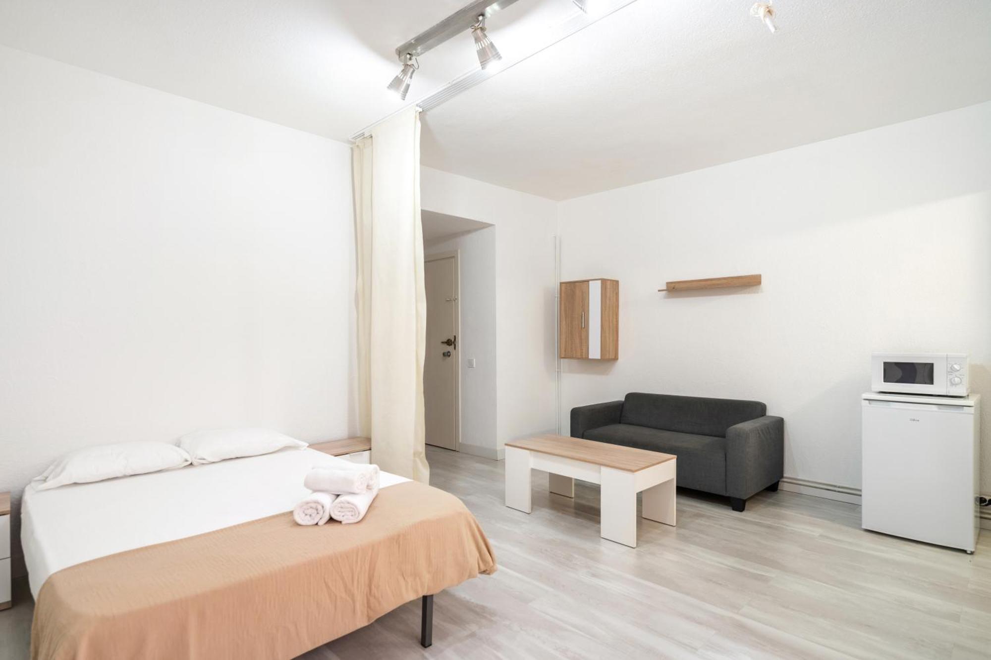 Apartment Estudios En Plaza Espana. Centro De *