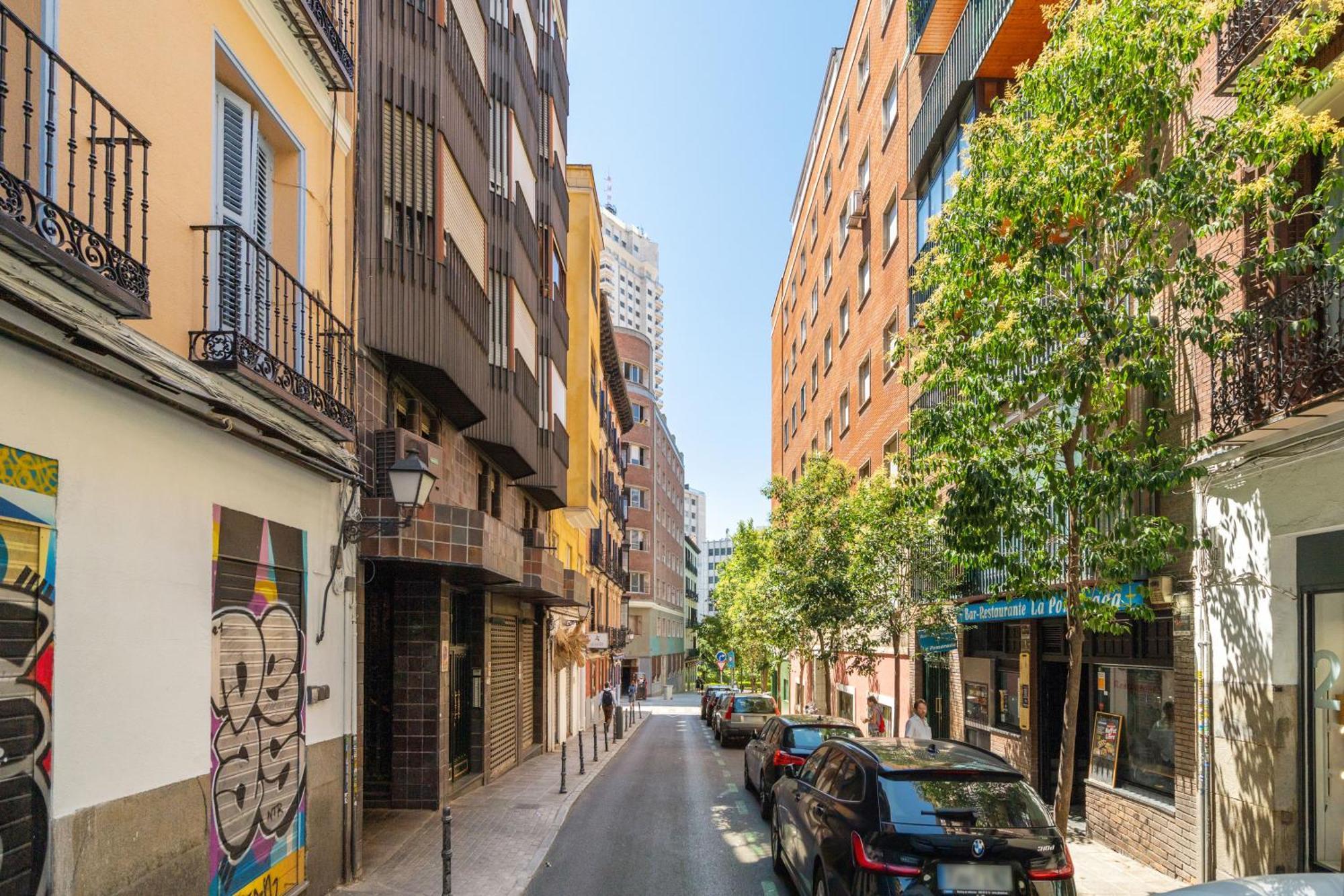 Estudios En Plaza Espana. Centro De Apartment Madrid
