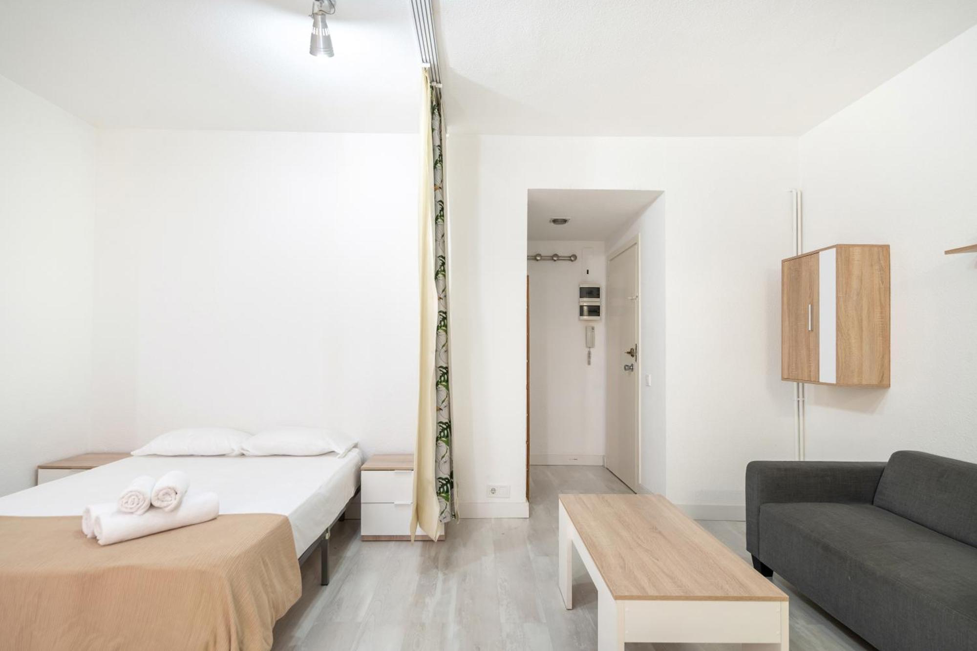 Apartment Estudios En Plaza Espana. Centro De Madrid