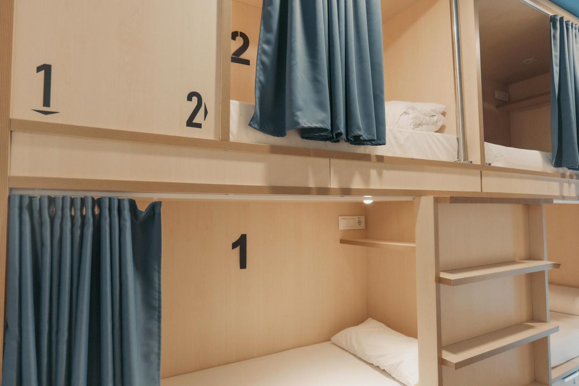 Hostel Mola