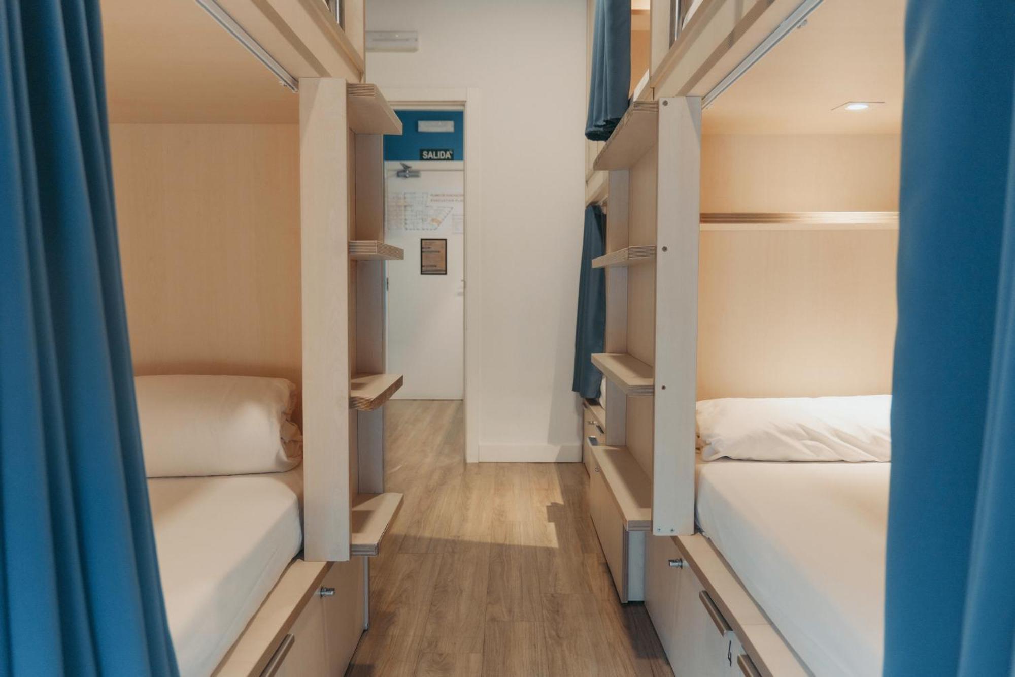 Hostel Mola