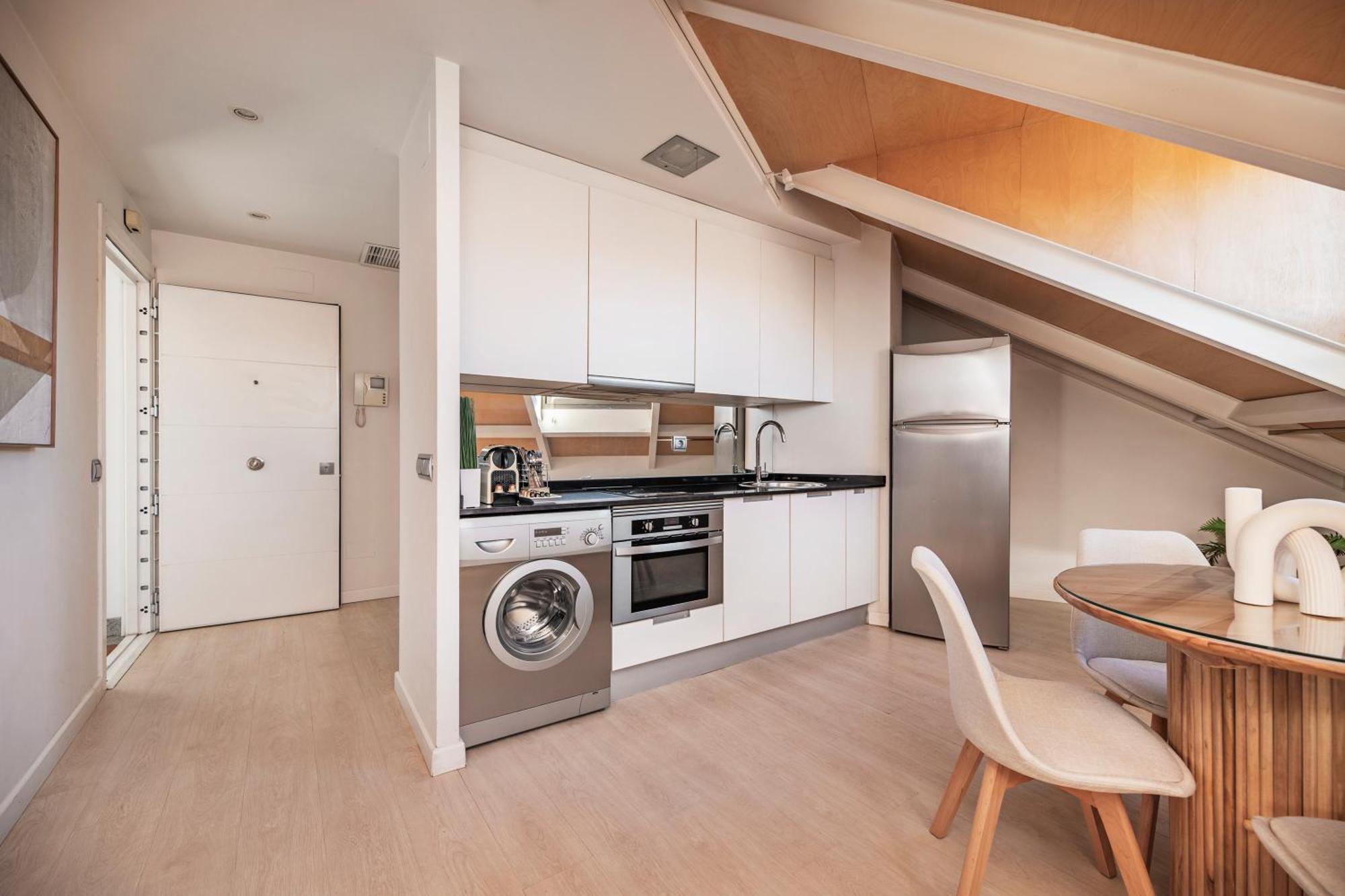 Luxury In Barrio Palacio Appartamento *