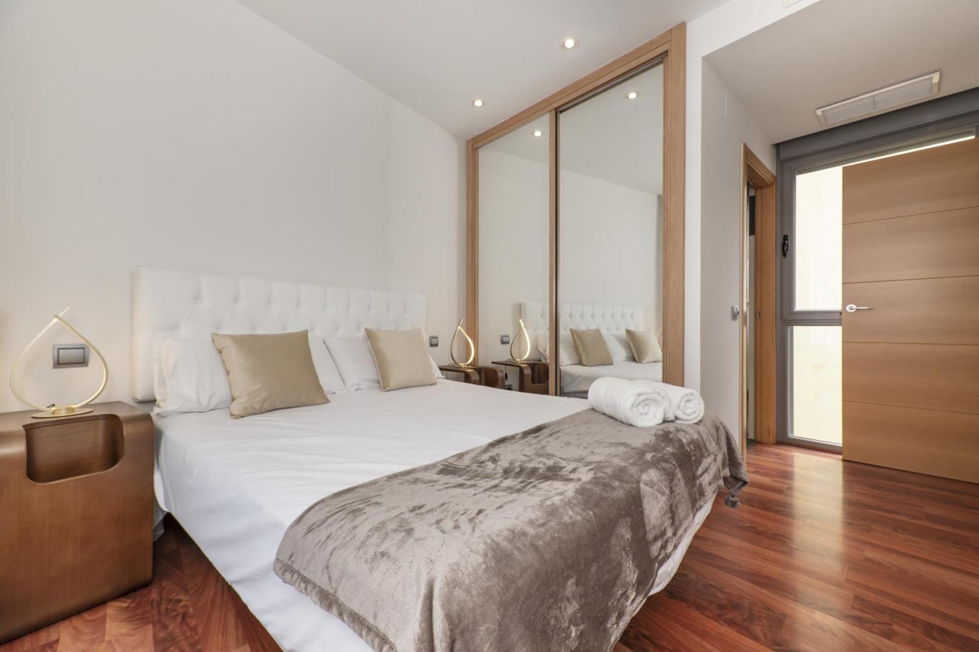 Luxury In Barrio Palacio *