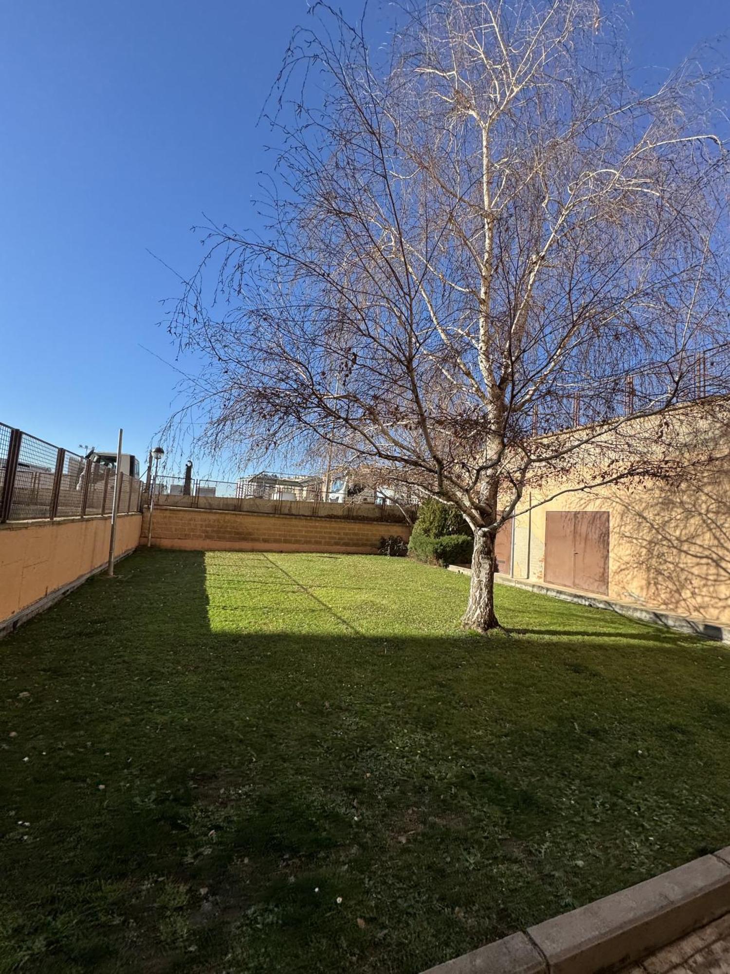 Apartamento Casa Con Piscina Madrid