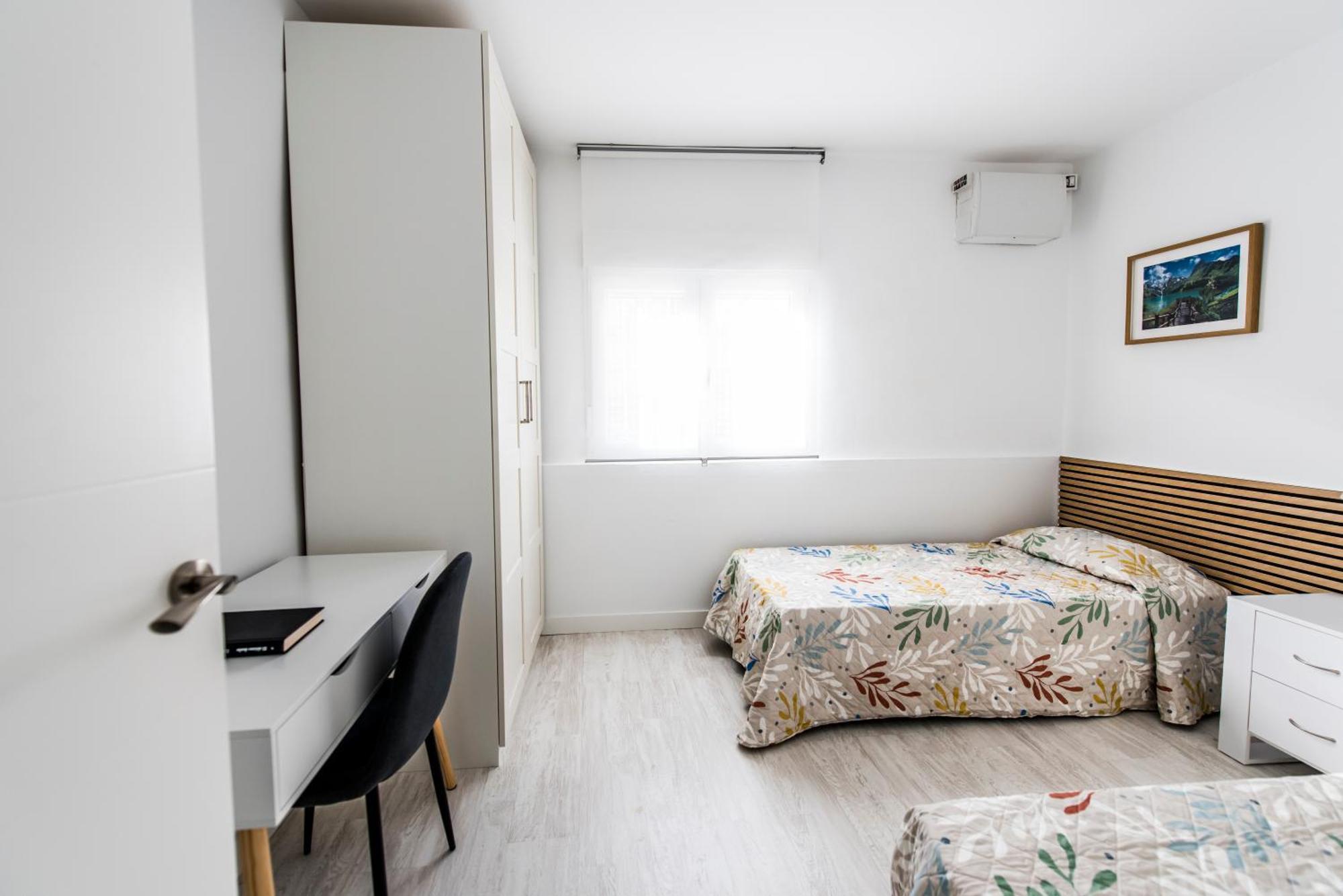 Apartamento Encantador En Barajas By Bebalmy