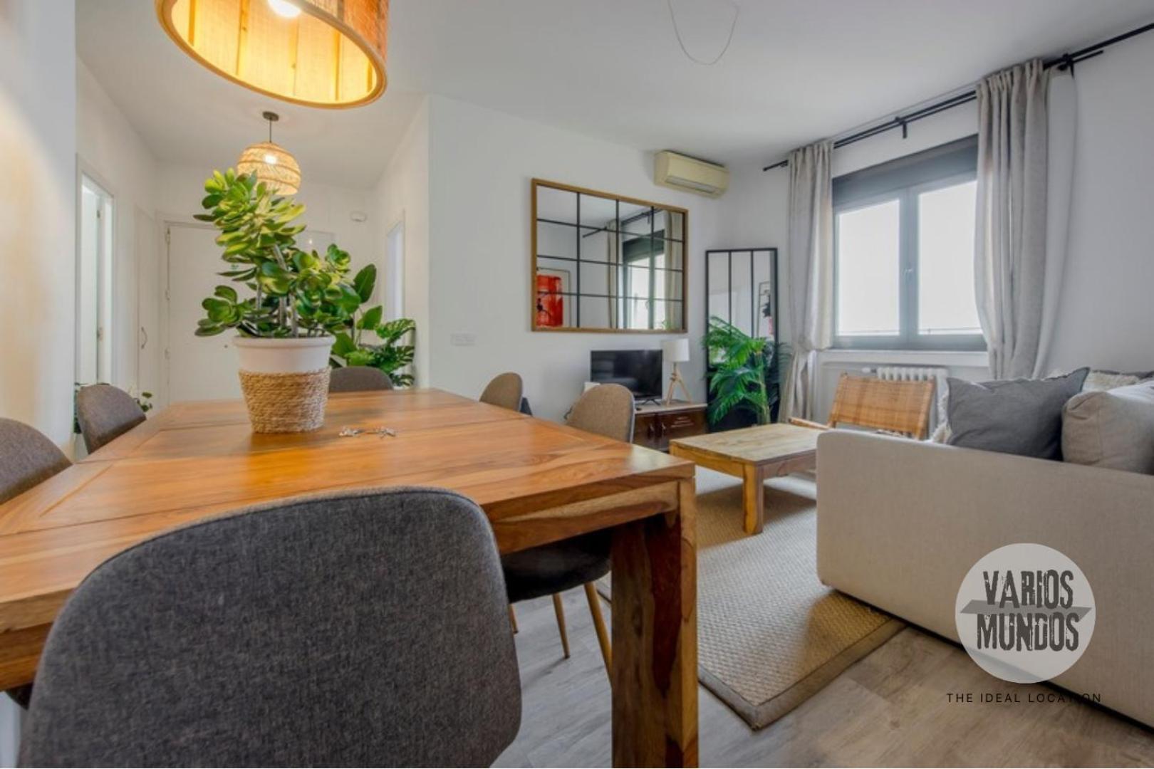 Vibrante Y Moderna 7, Conoce Toledo 77 Madrid