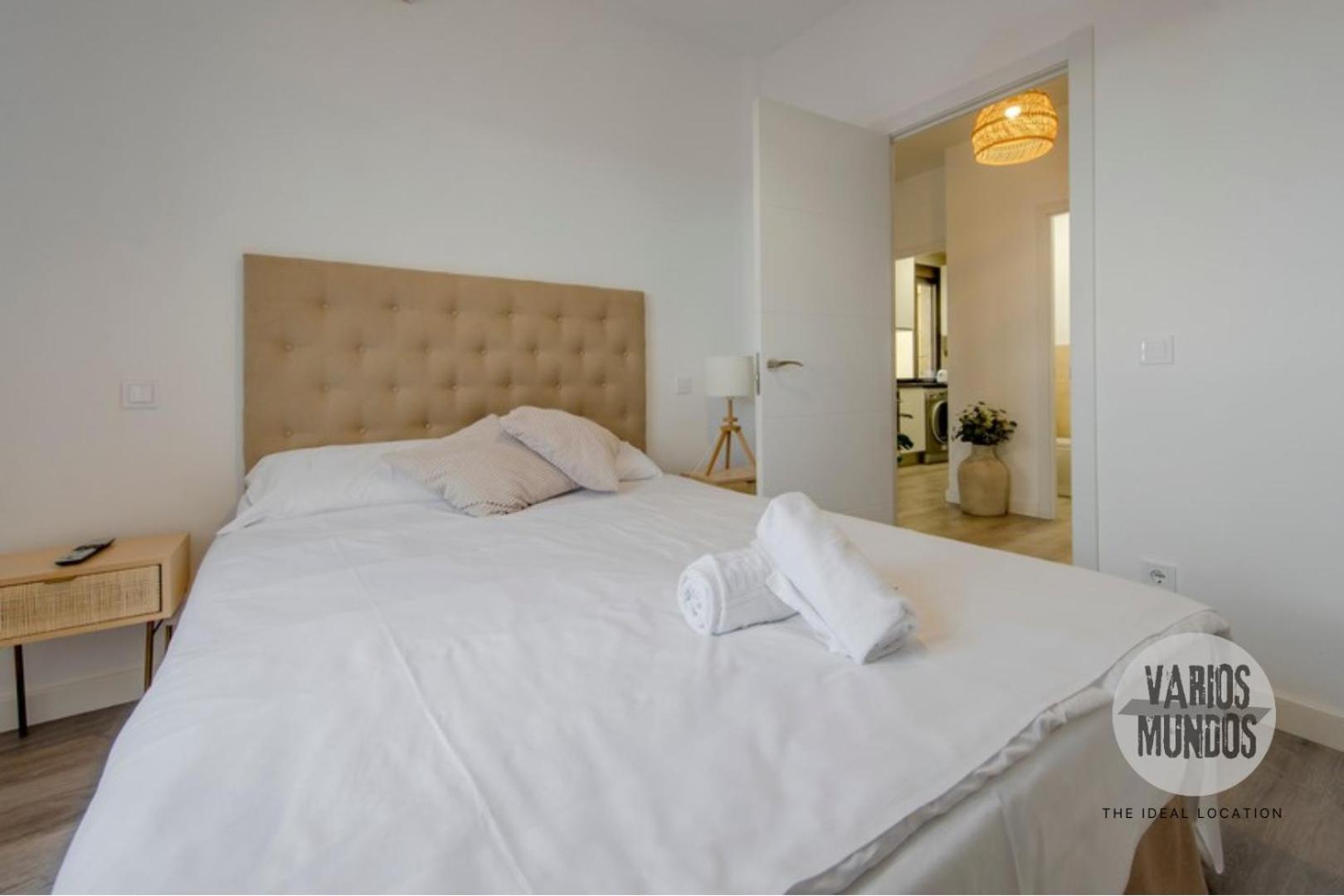 Vibrante Y Moderna 7, Conoce Toledo 77 * Madrid