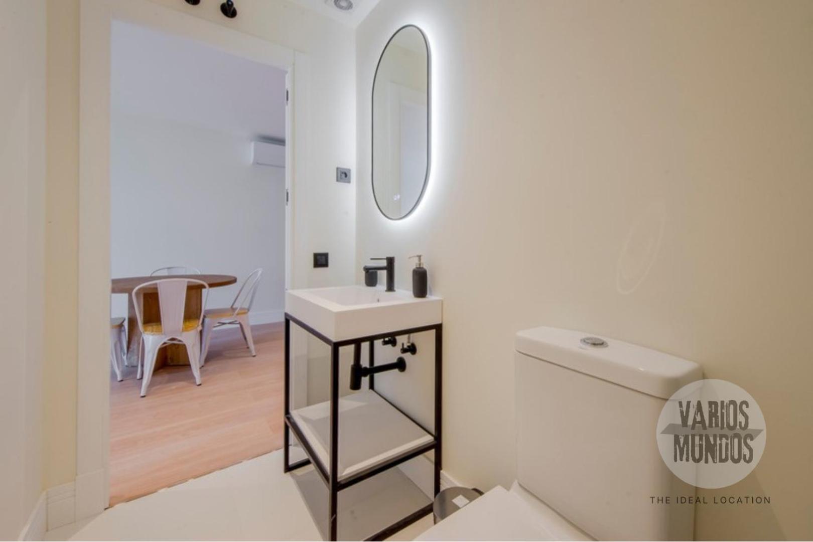 Malasana Unica 4, Ven A San Bernardo 20 E3 * Madrid