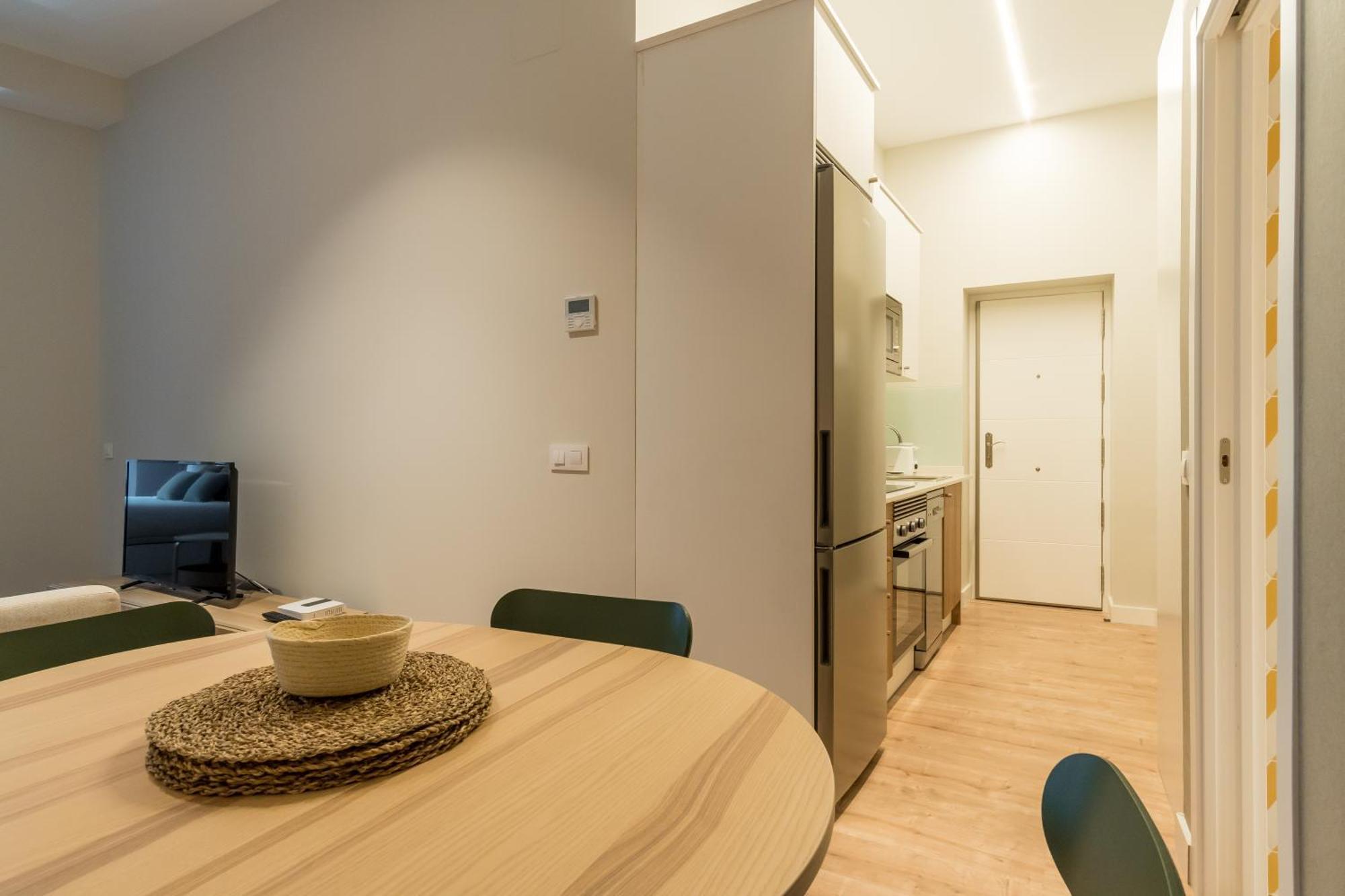 Bright Stylish - 1bedroom 1bathroom - Sol *