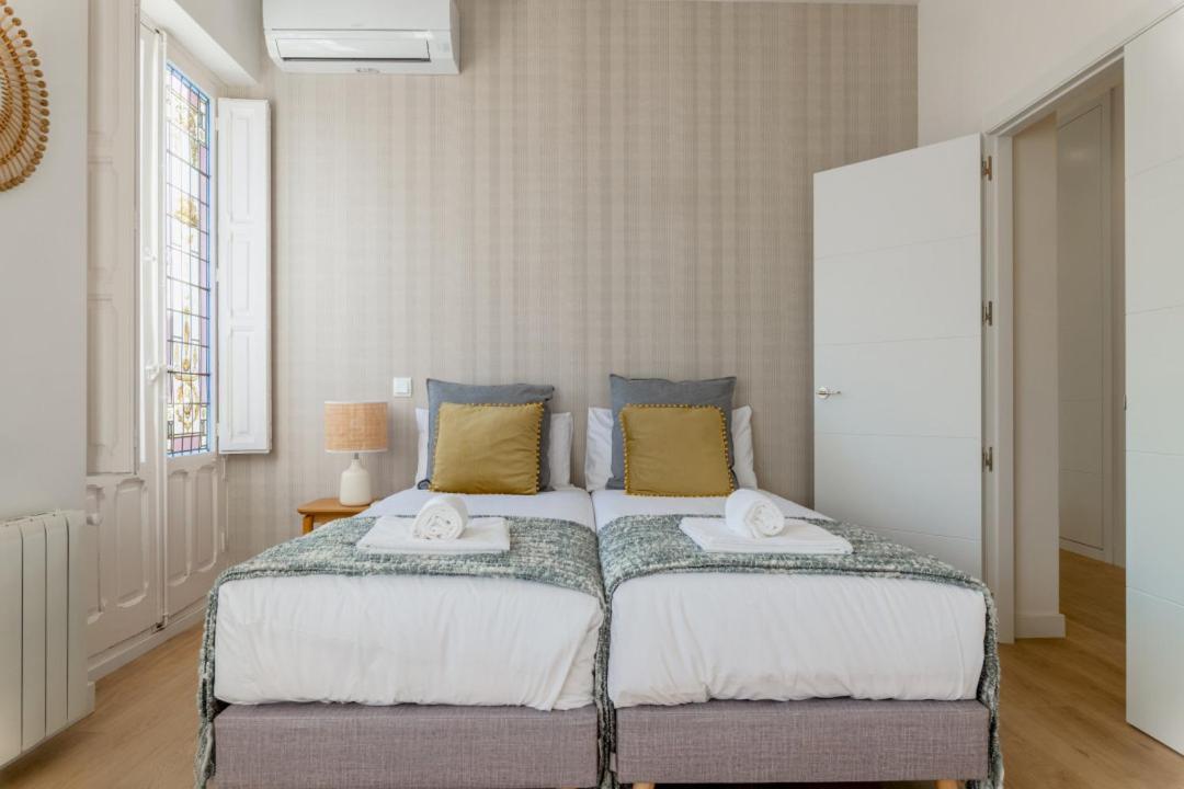 3 Bedrooms 3 Bathrooms Furnished - Salamanca - Modern And Bright - Mintystay Apartamento Madrid