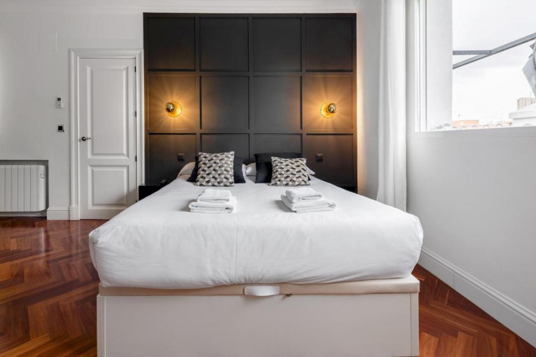 Apartamento 1 Bedroom 1 Bathroom Furnished - Salamanca - Modern Wterrace - Mintystay