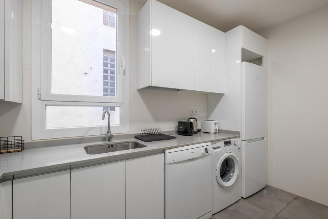 Apartamento 4 Bedrooms 2 Bathrooms Furnished - Salamanca - Bright - Mintystay Madri
