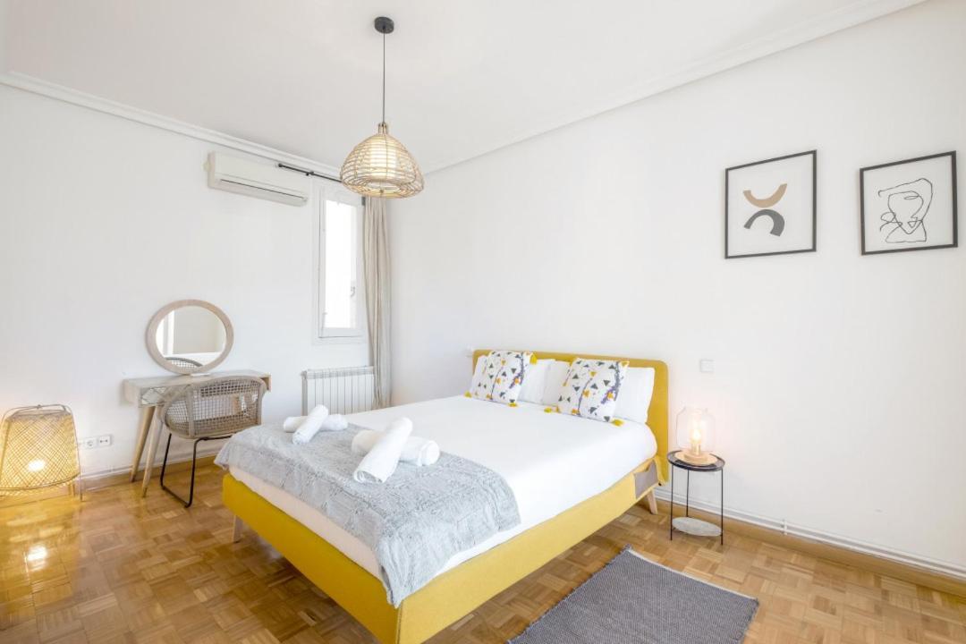 4 Bedrooms 2 Bathrooms Furnished - Salamanca - Bright - Mintystay * Madri